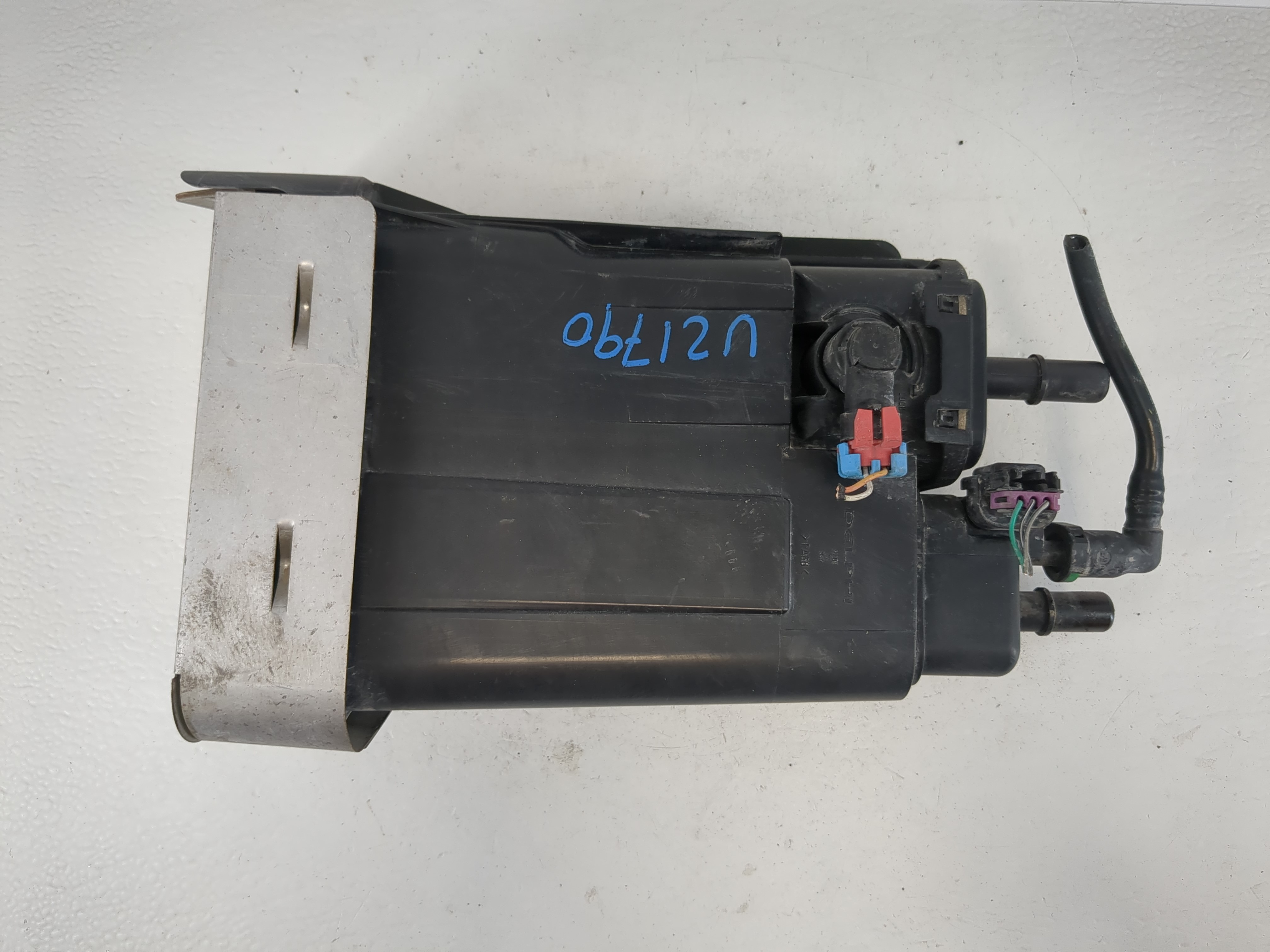 2010 Chevrolet Cobalt Fuel Vapor Charcoal Canister 1161873 - Oemusedautoparts1.com