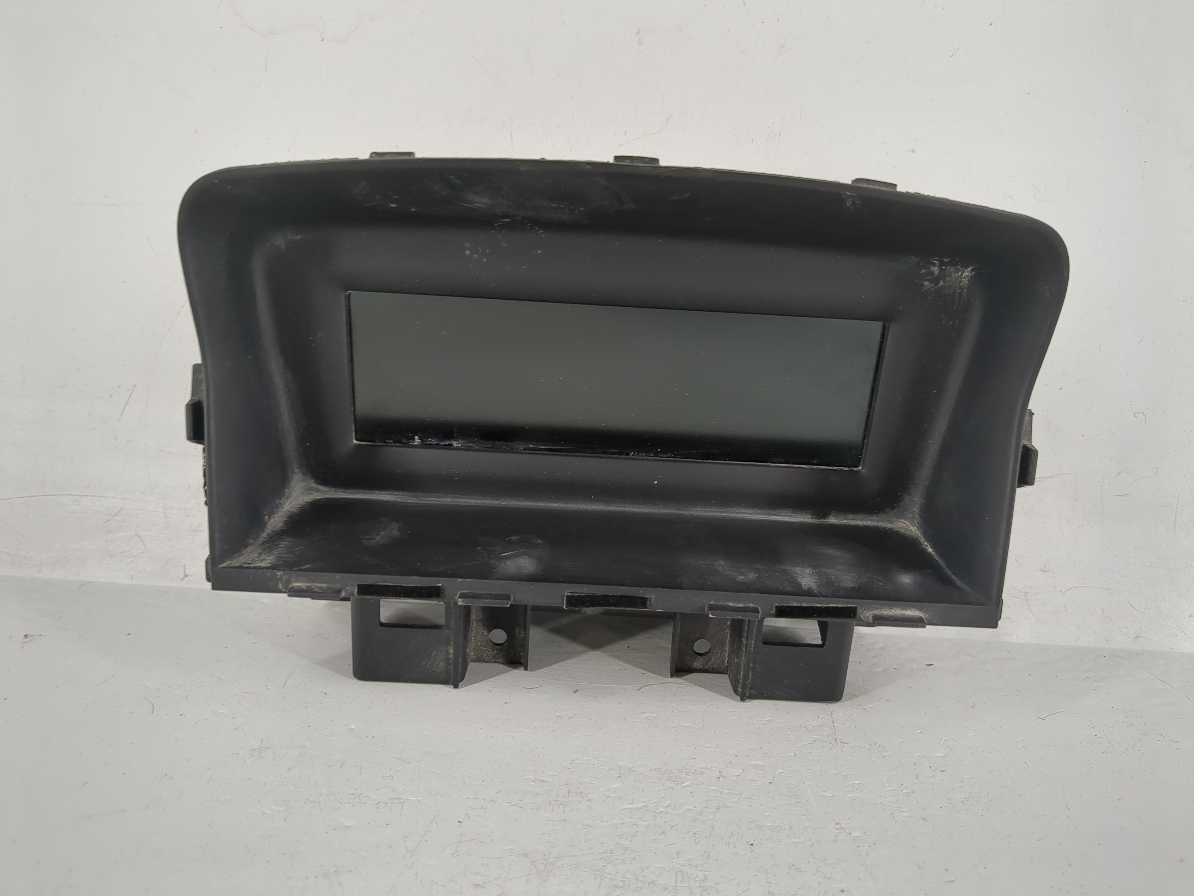 2012-2016 Chevrolet Cruze Information Display Screen 1161903 - Oemusedautoparts1.com