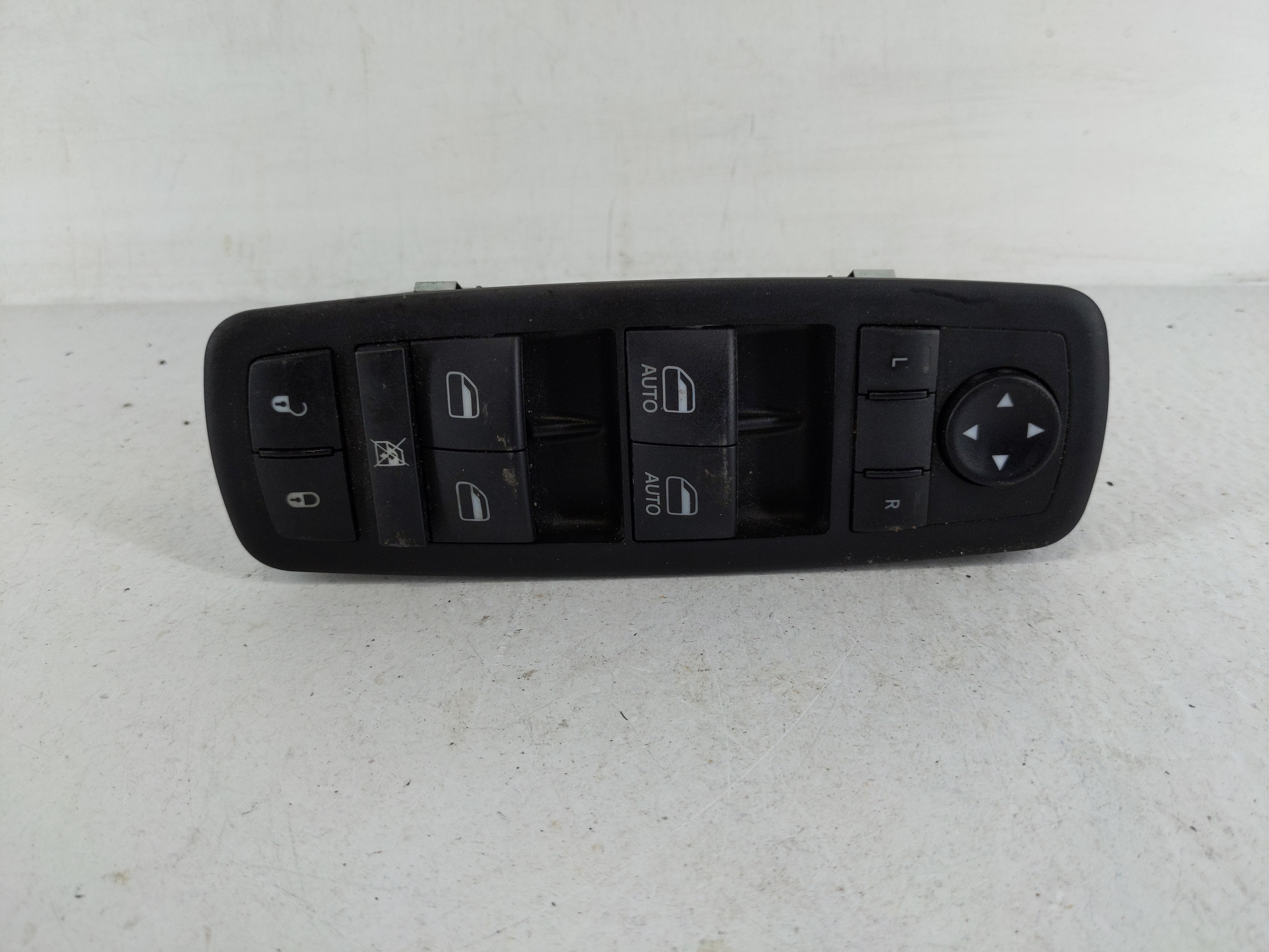 2016 Jeep Grand Cherokee Driver Left Door Master Power Window Switch 1161936 - Oemusedautoparts1.com