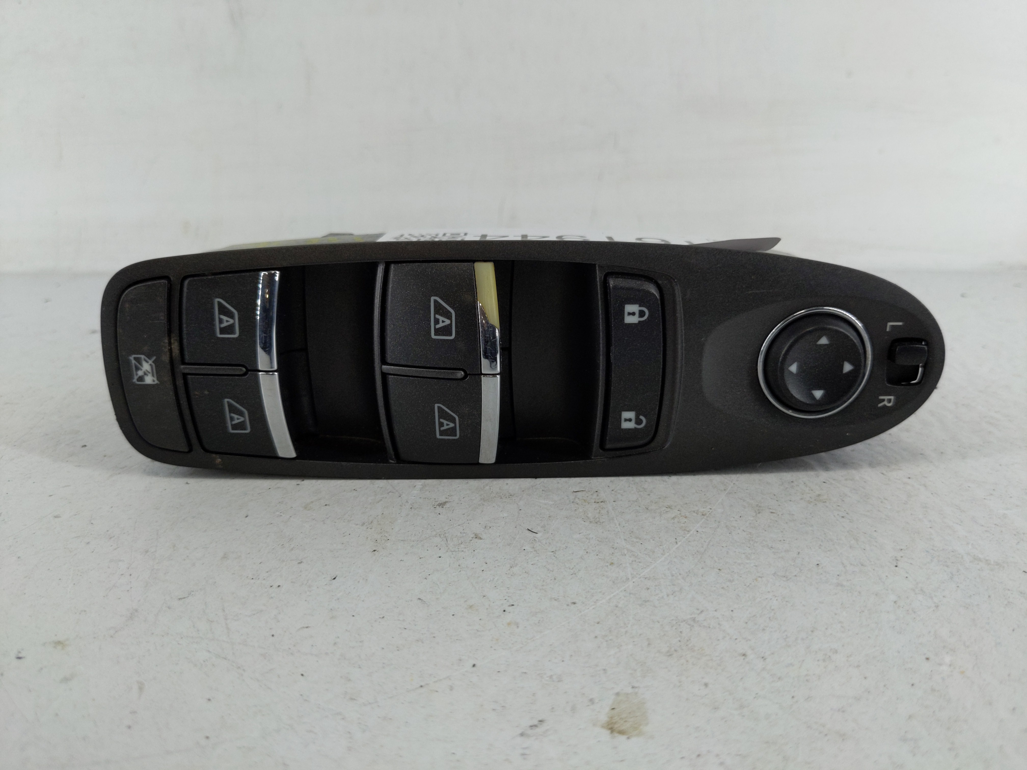 2014-2020 Infiniti Q50 Driver Left Door Master Power Window Switch 1161944 - Oemusedautoparts1.com