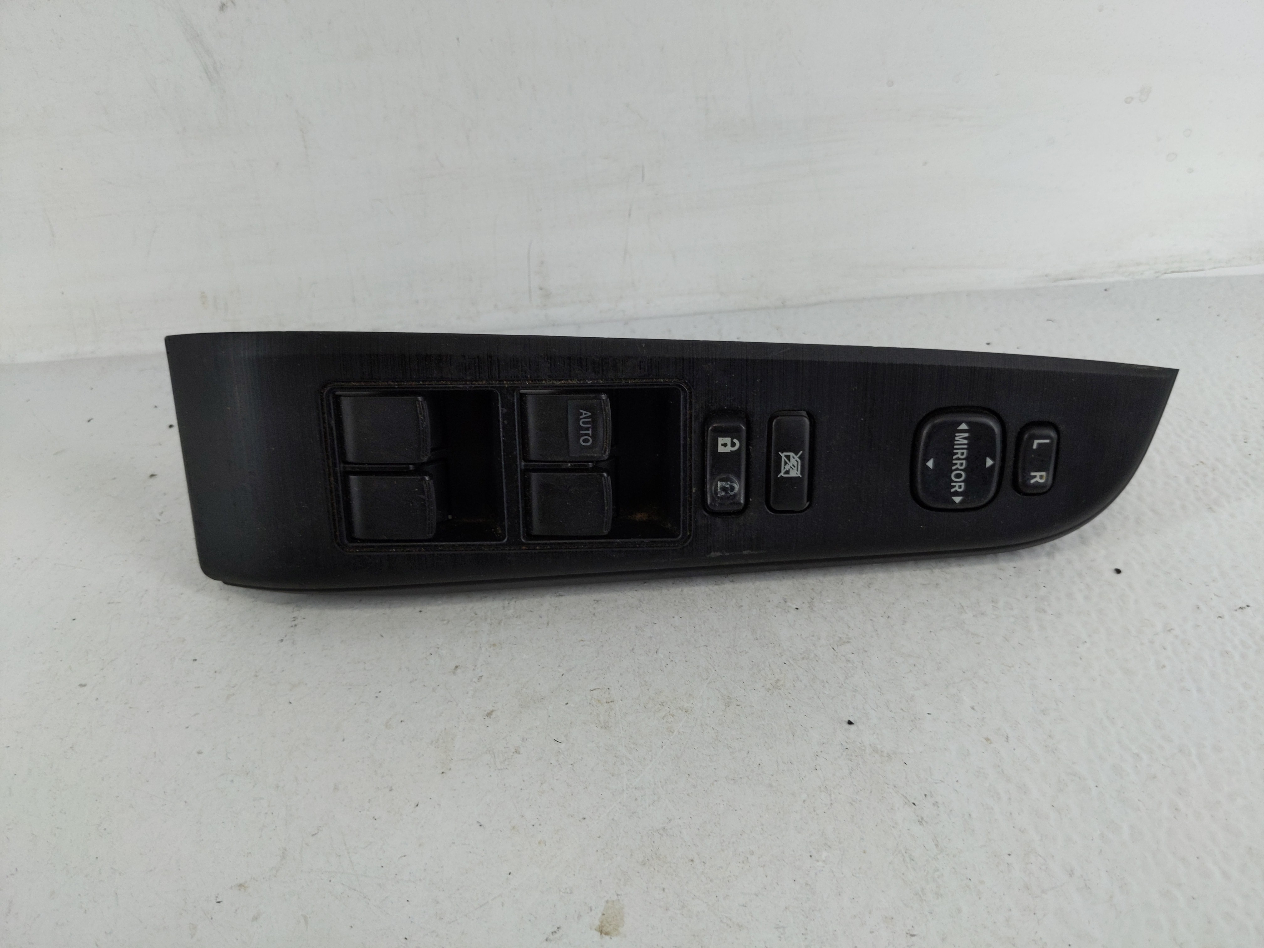 2007-2014 Toyota Camry Driver Left Door Master Power Window Switch 1161954 - Oemusedautoparts1.com
