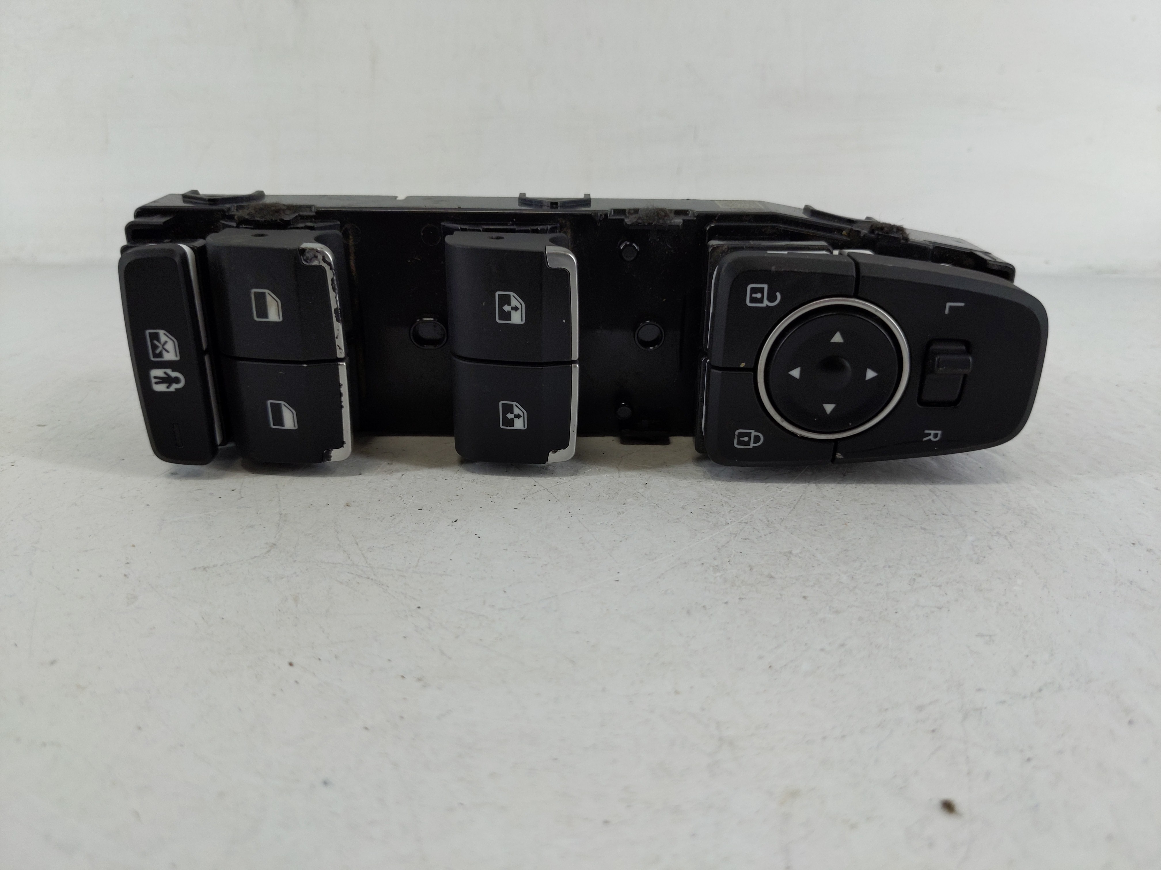 2021-2021 Hyundai Santa Fe Driver Left Door Master Power Window Switch 1161971 - Oemusedautoparts1.com