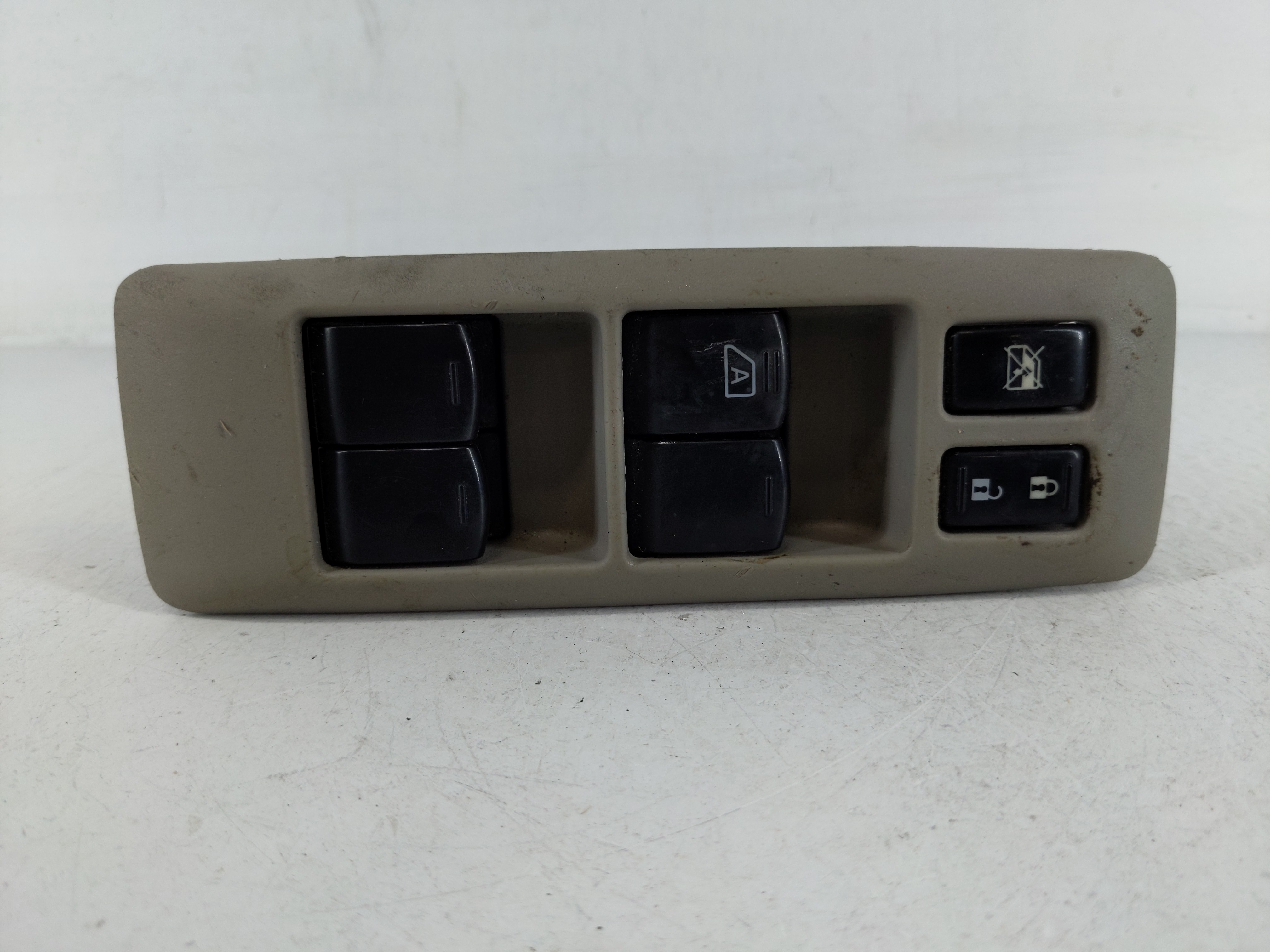 2008-2010 Nissan Rogue Driver Left Door Master Power Window Switch 1161978 - Oemusedautoparts1.com