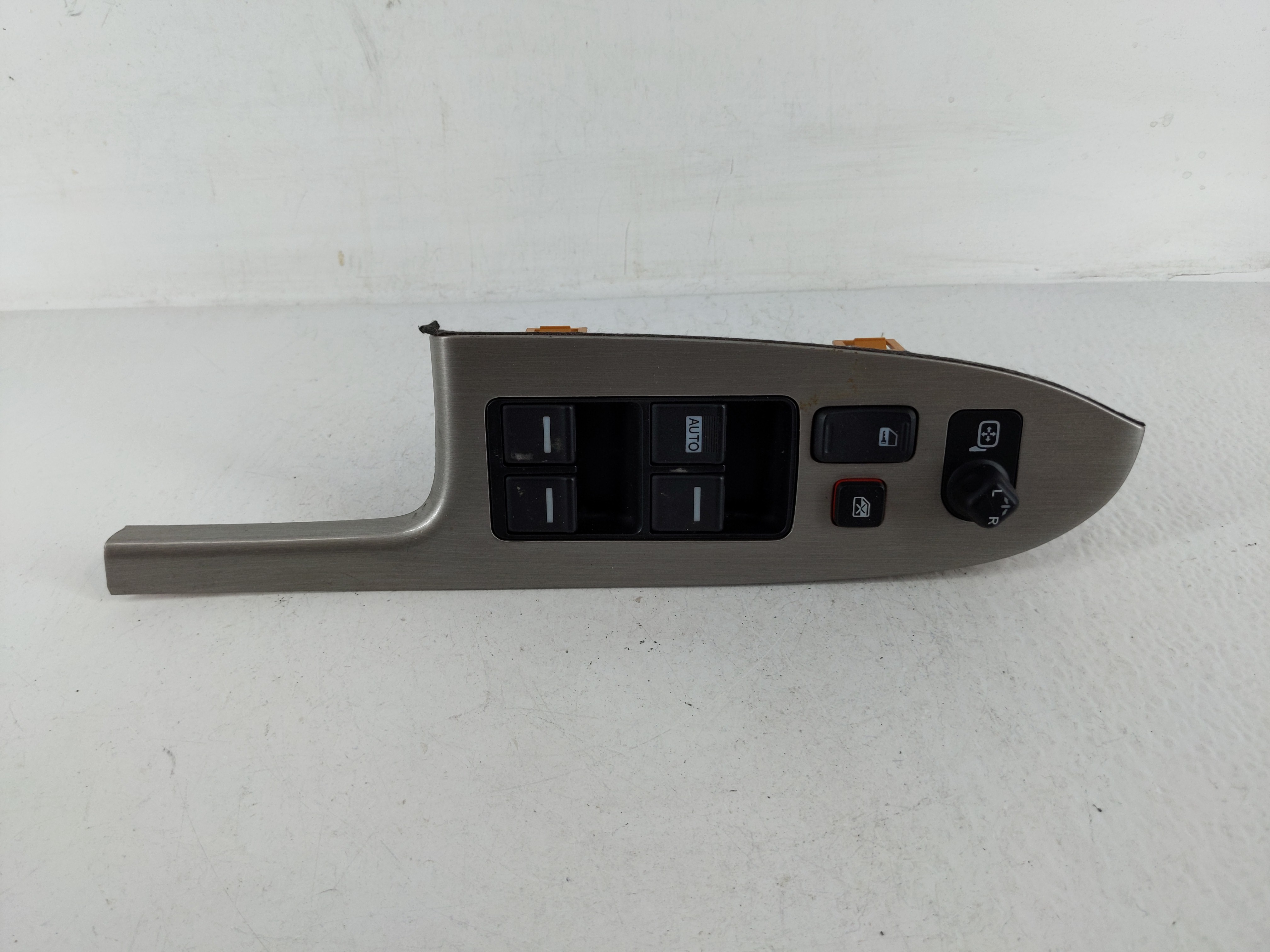 2005-2007 Honda Accord Driver Left Door Master Power Window Switch 1161979 - Oemusedautoparts1.com