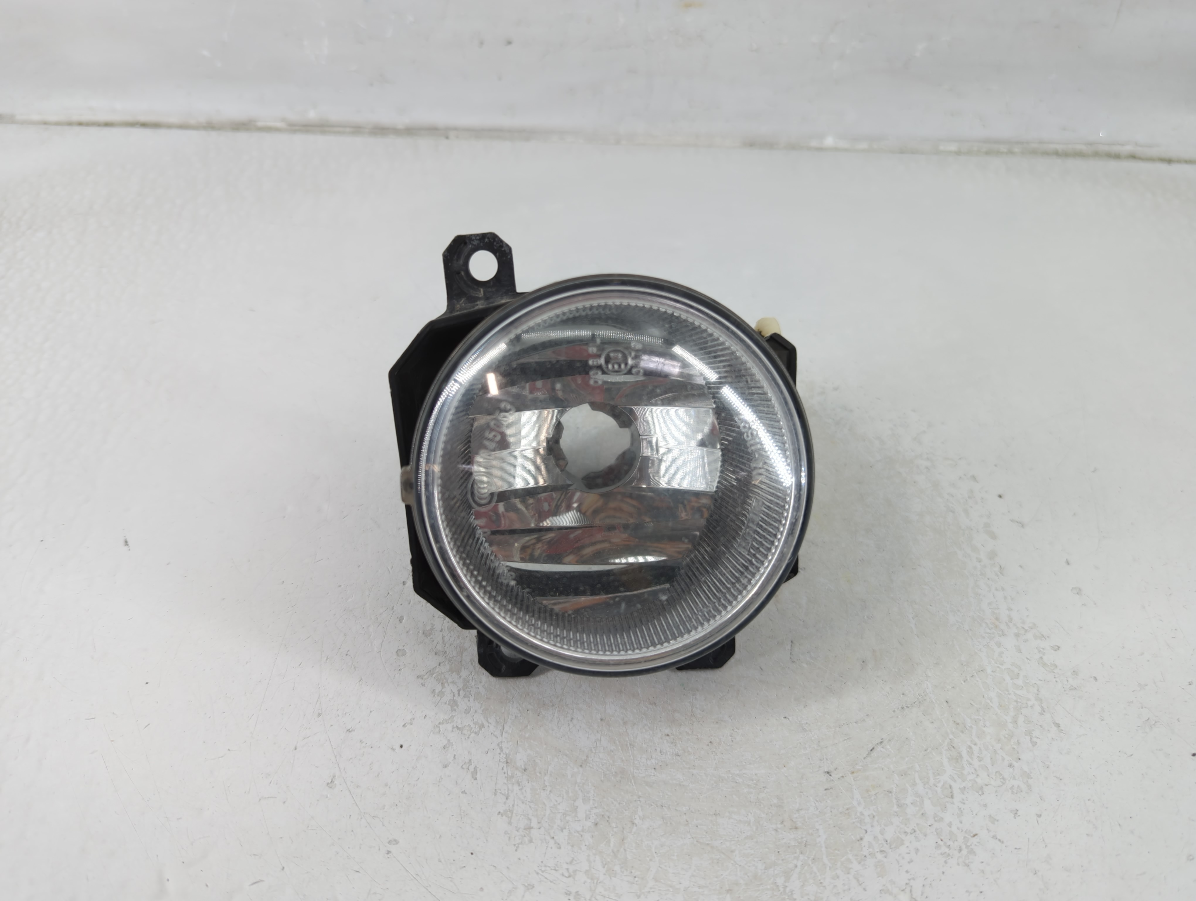 Subaru Forester Driver Left Oem Fog Light Lamp 1161988 - Oemusedautoparts1.com