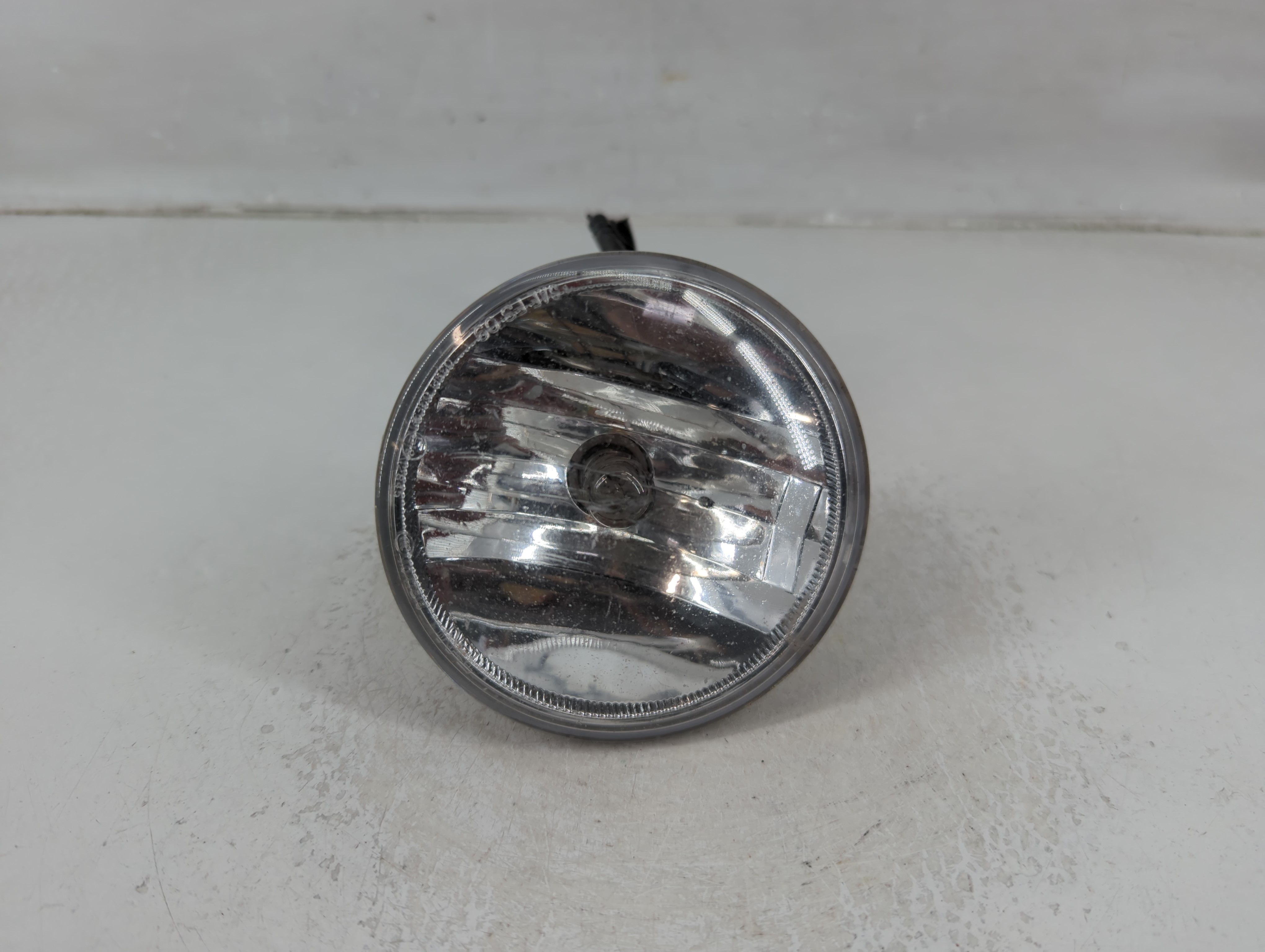 2007-2014 Gmc Yukon Xl 1500 Passenger Right Oem Front Light Lamp 1161989 - Oemusedautoparts1.com