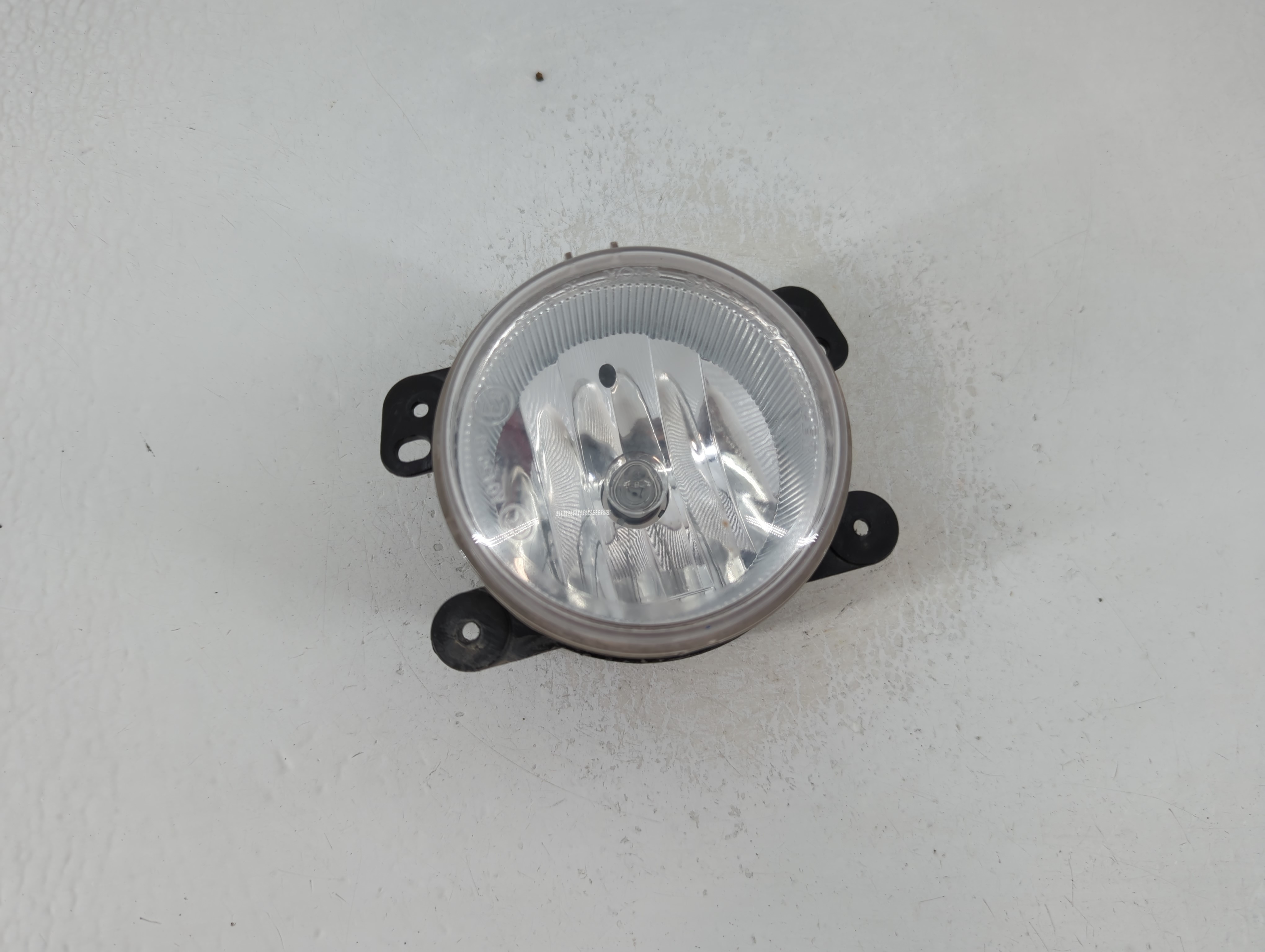 2018-2020 Dodge Journey Passenger Right Oem Fog Light Lamp 1161996 - Oemusedautoparts1.com