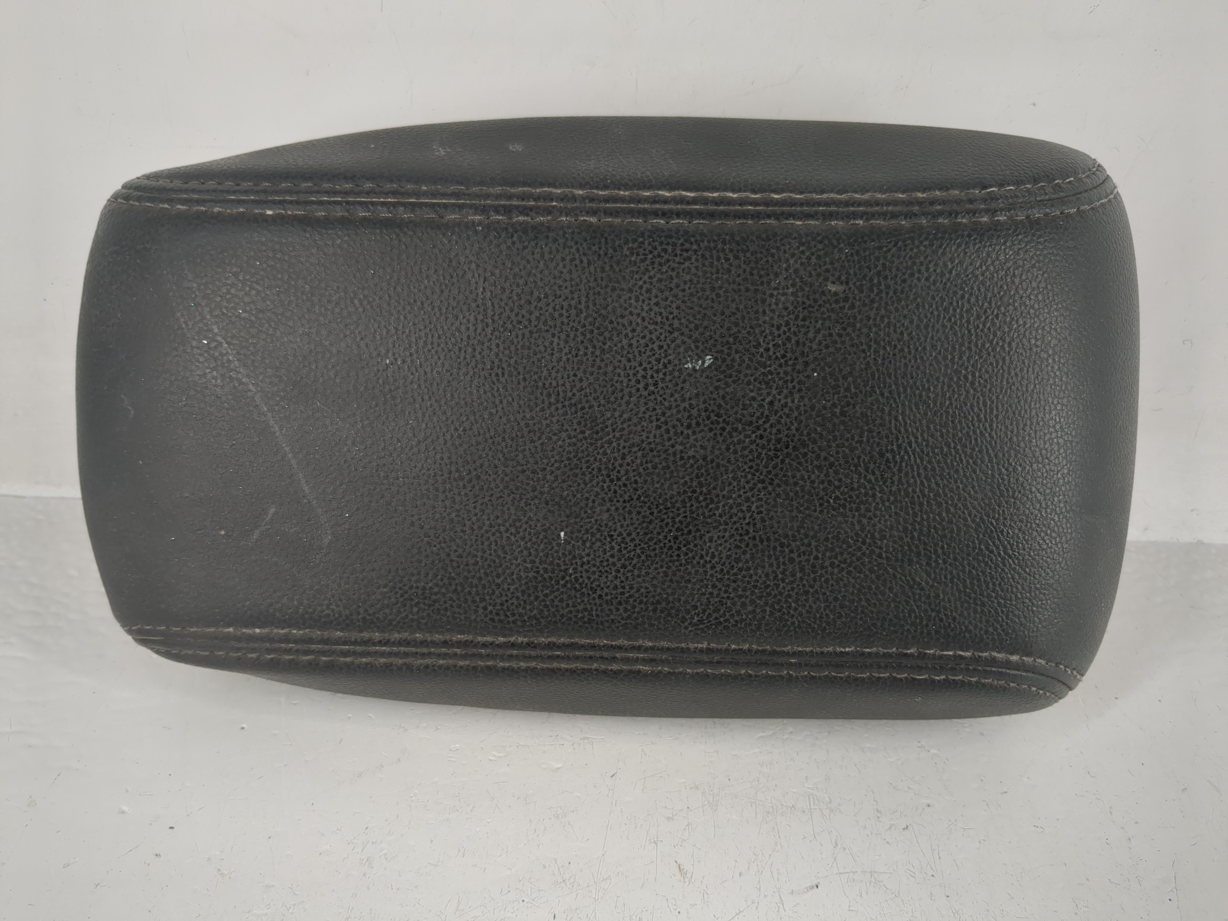 2014-2019 Toyota Corolla Center Console Armrest Cover Lid Black 1162000 - Oemusedautoparts1.com