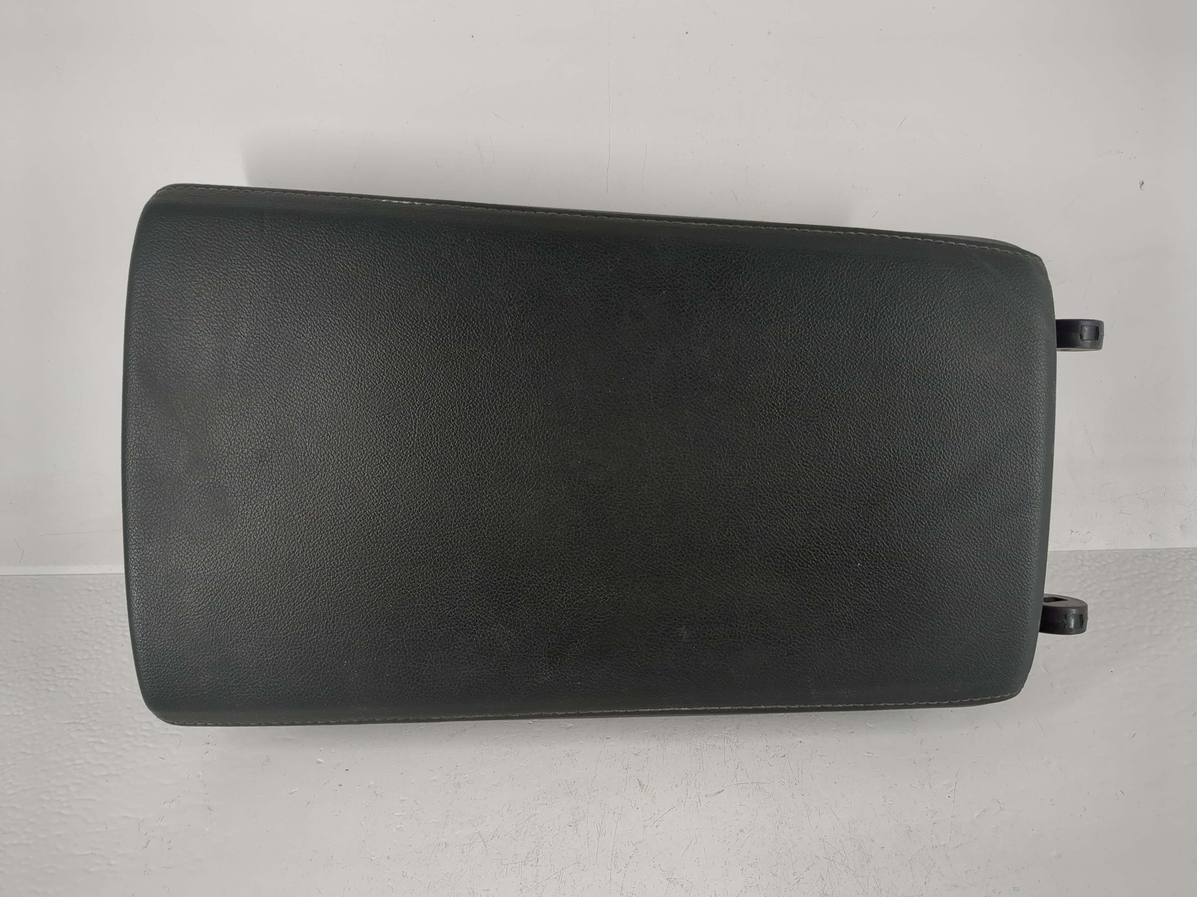 2021-2022 Honda Accord Center Console Armrest Cover Lid Black 1162006 - Oemusedautoparts1.com