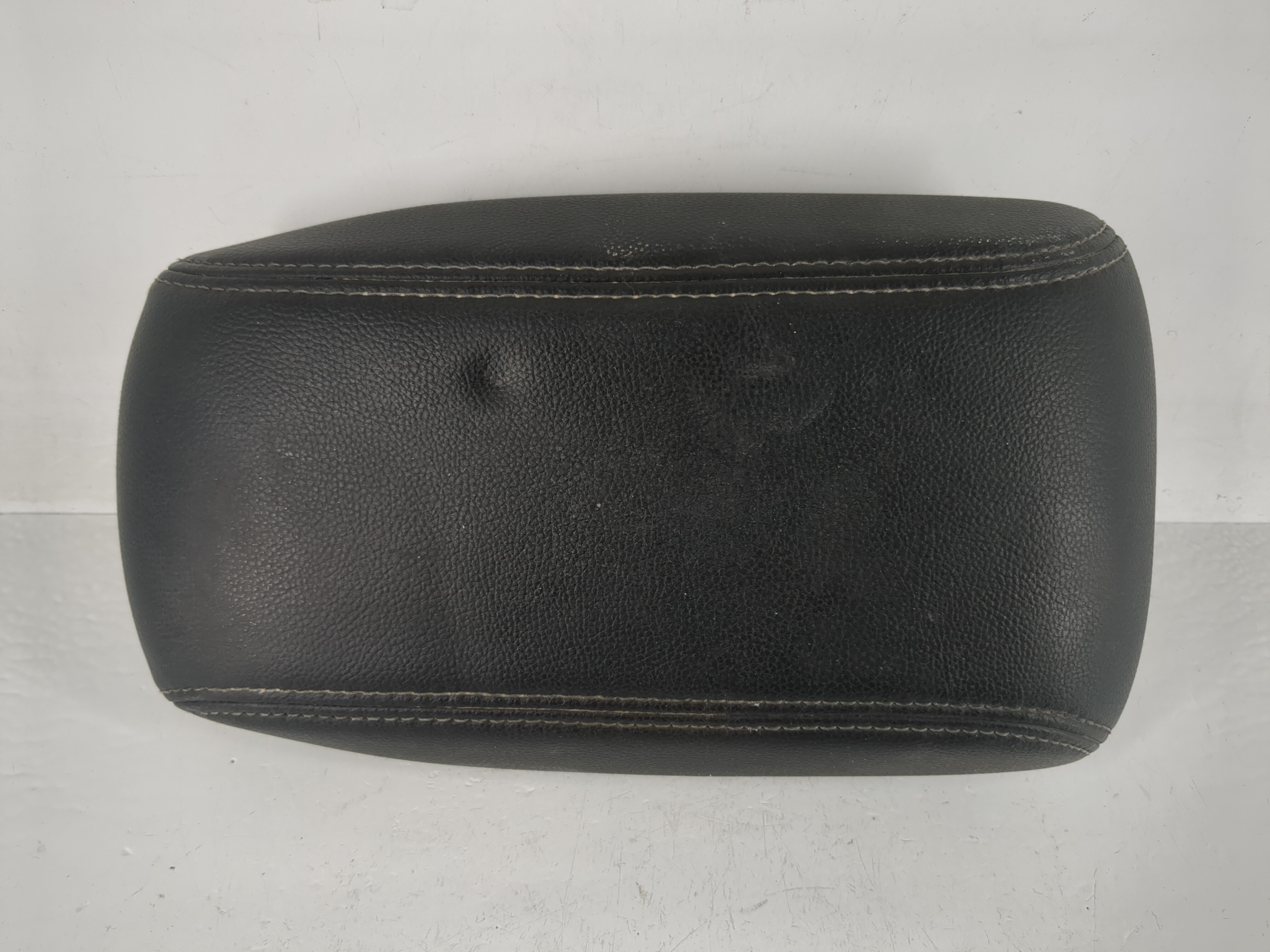 2014-2019 Toyota Corolla Center Console Armrest Cover Lid Black 1162008 - Oemusedautoparts1.com