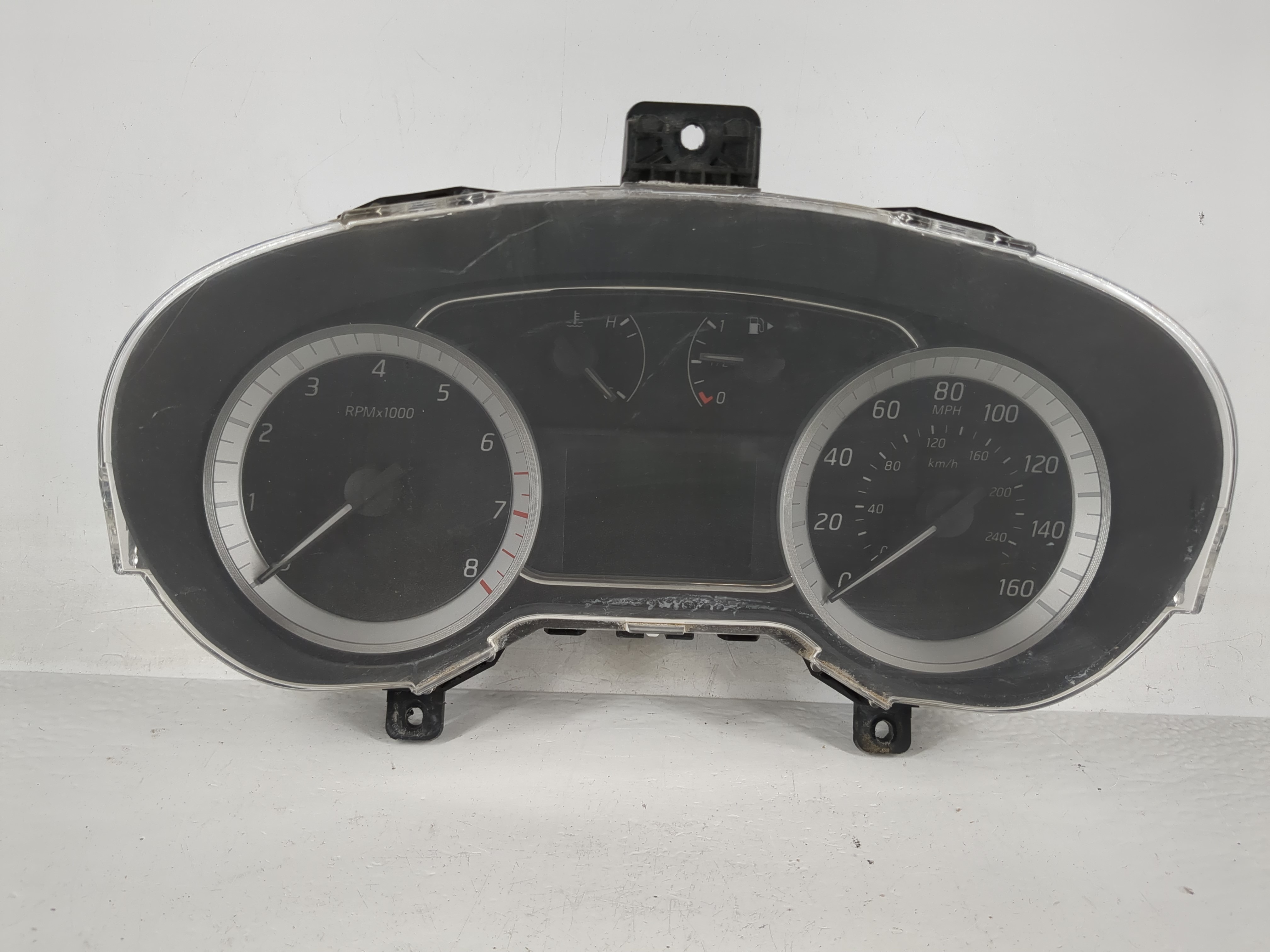 2013-2013 Nissan Versa Speedometer Instrument Cluster Gauges 1162037 - Oemusedautoparts1.com