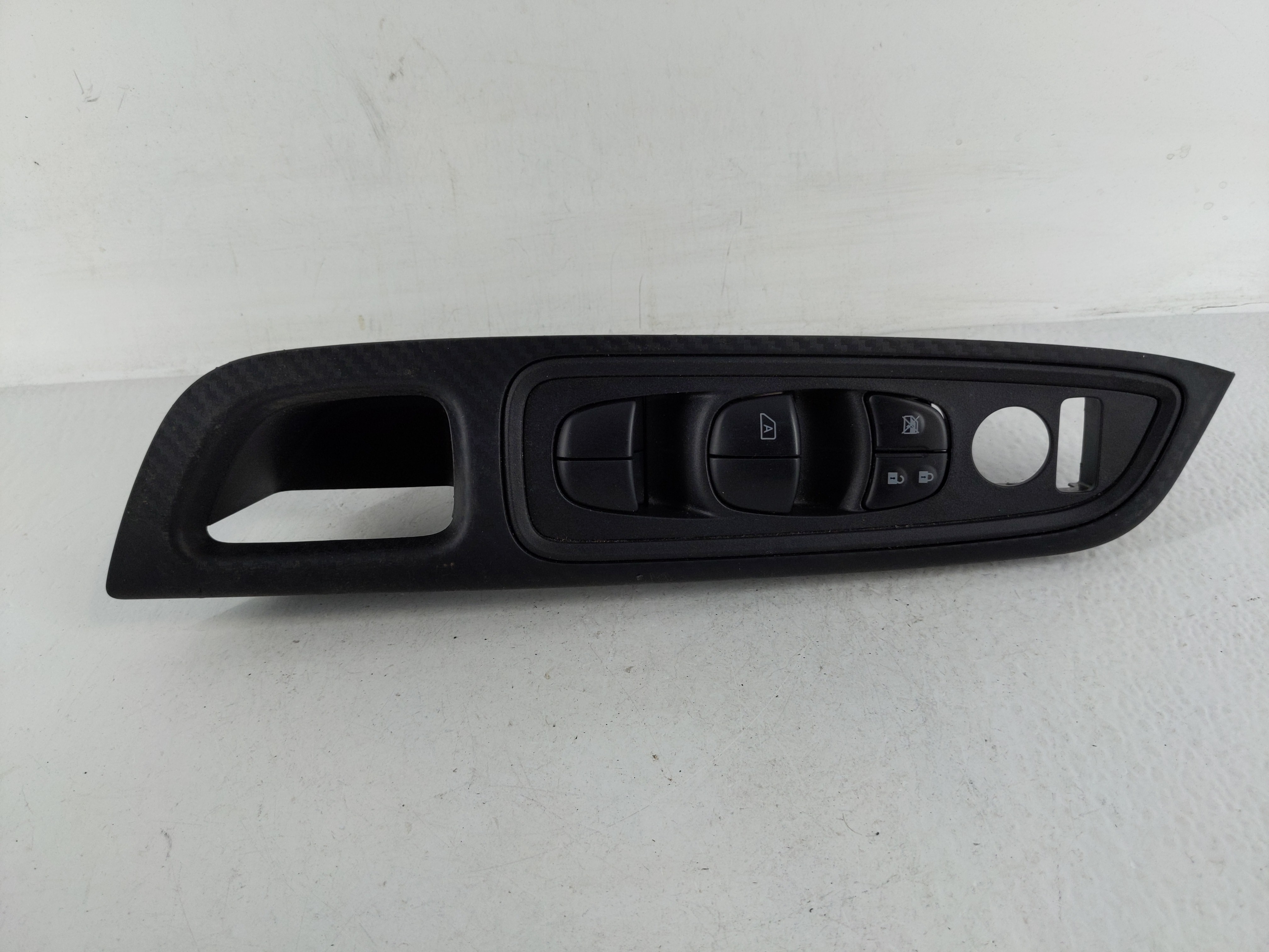 2020-2022 Nissan Versa Driver Left Door Master Power Window Switch 1162084 - Oemusedautoparts1.com