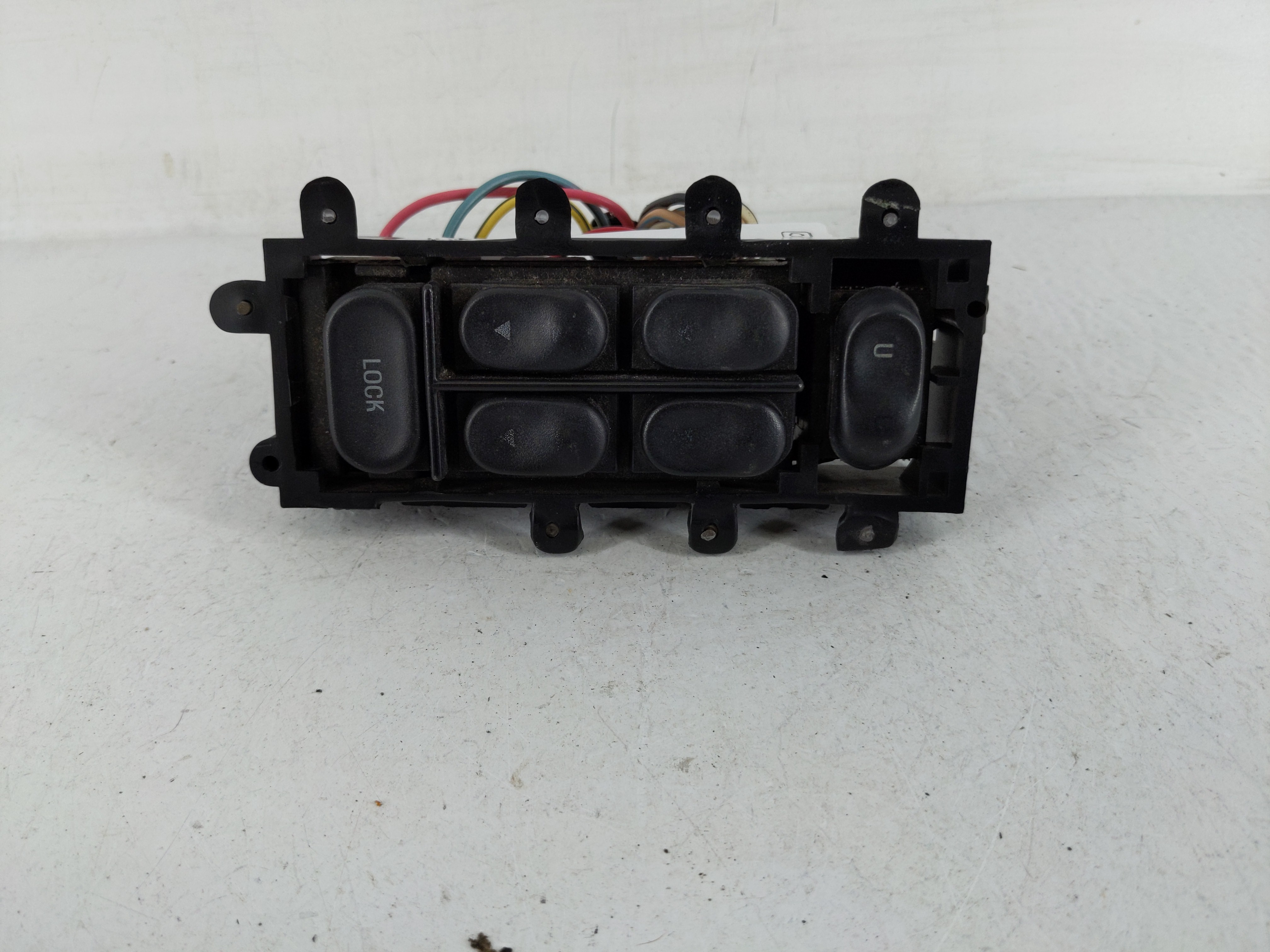 2000-2004 Ford Mustang Driver Left Door Master Power Window Switch 1162085 - Oemusedautoparts1.com