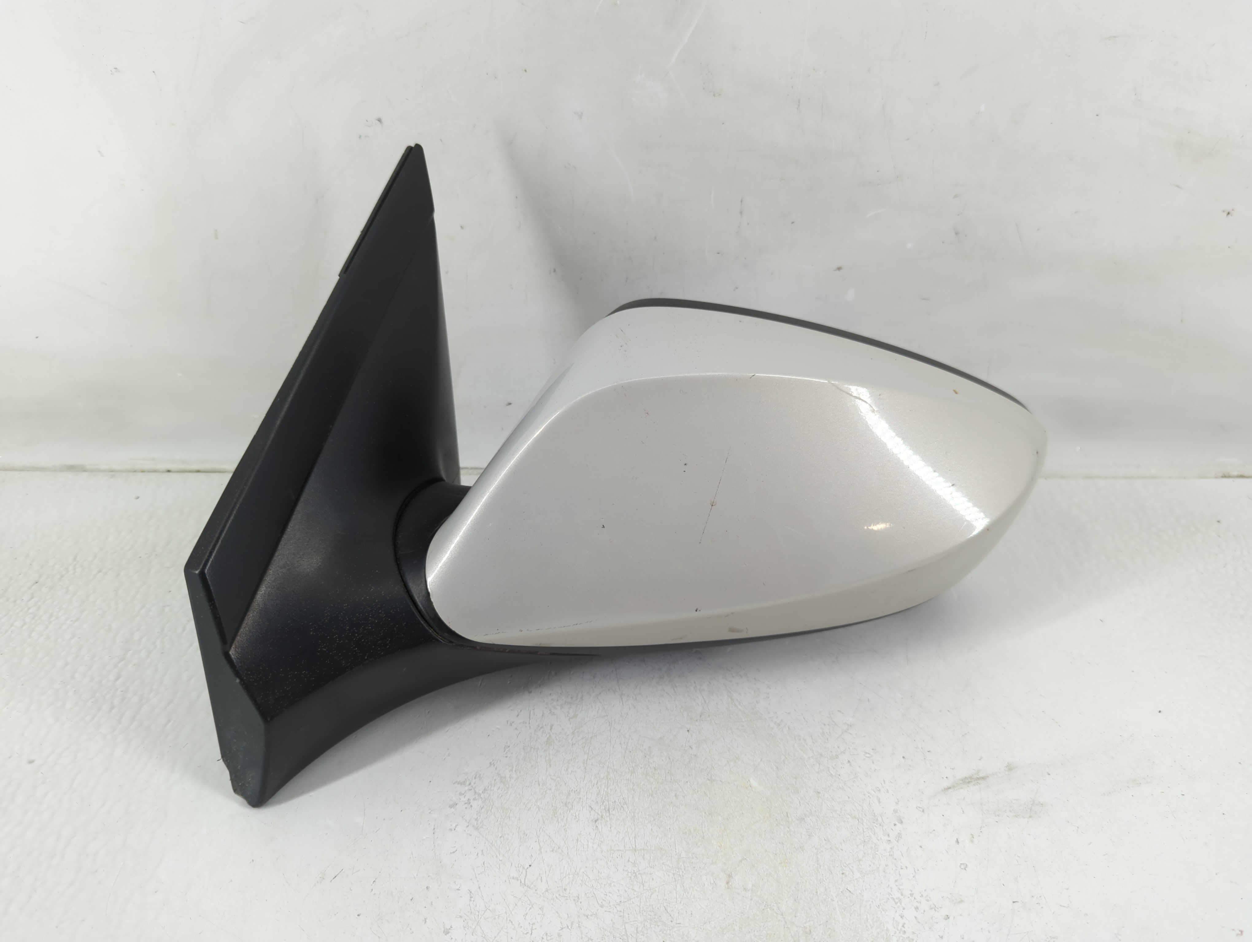Picture of 2014-2017 Hyundai Accent Driver Left Side View Power Door Mirror White 1162097