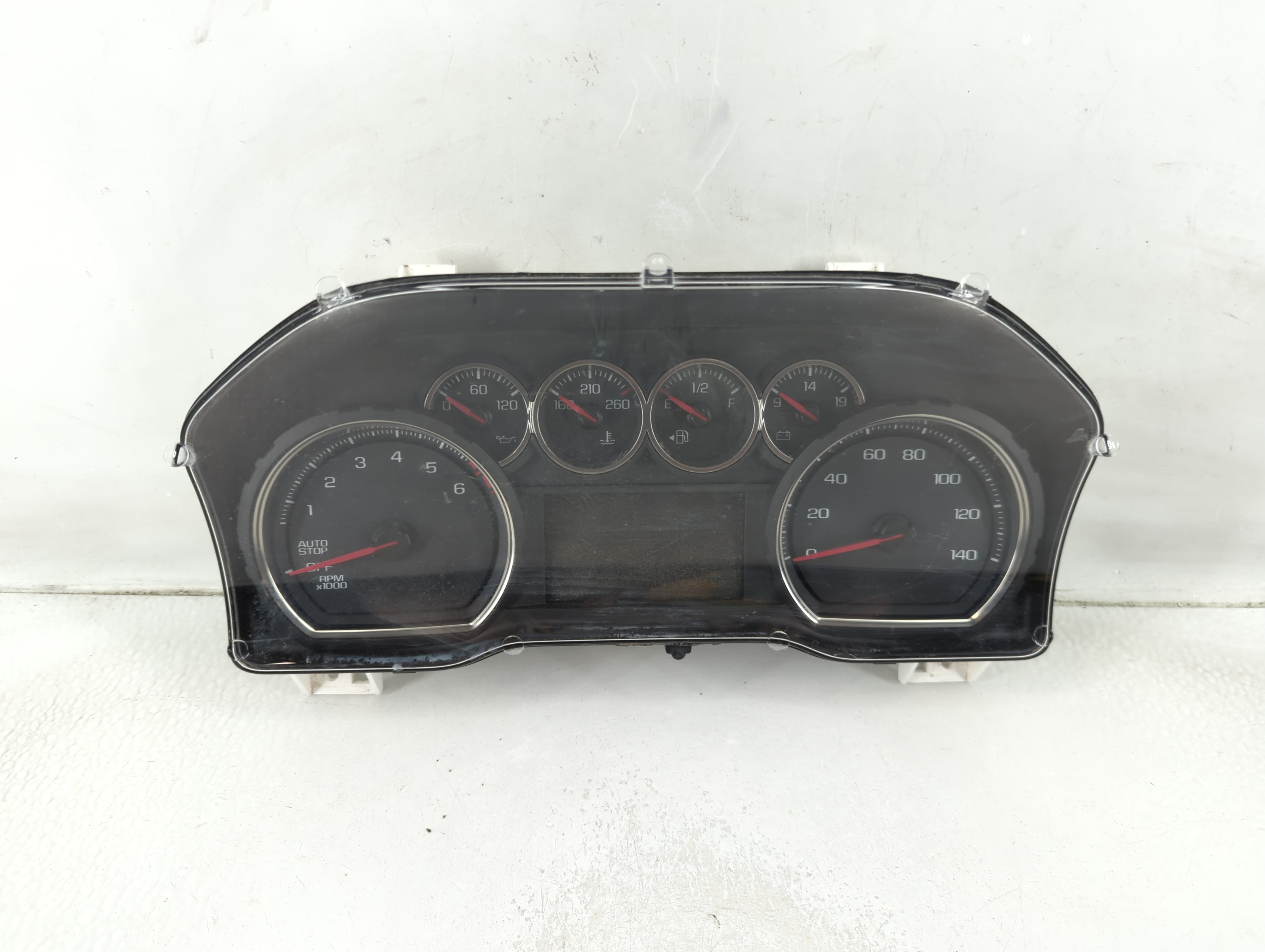 2019-2019 Chevrolet Silverado 1500 Speedometer Instrument Cluster Gauges 1162120 - Oemusedautoparts1.com