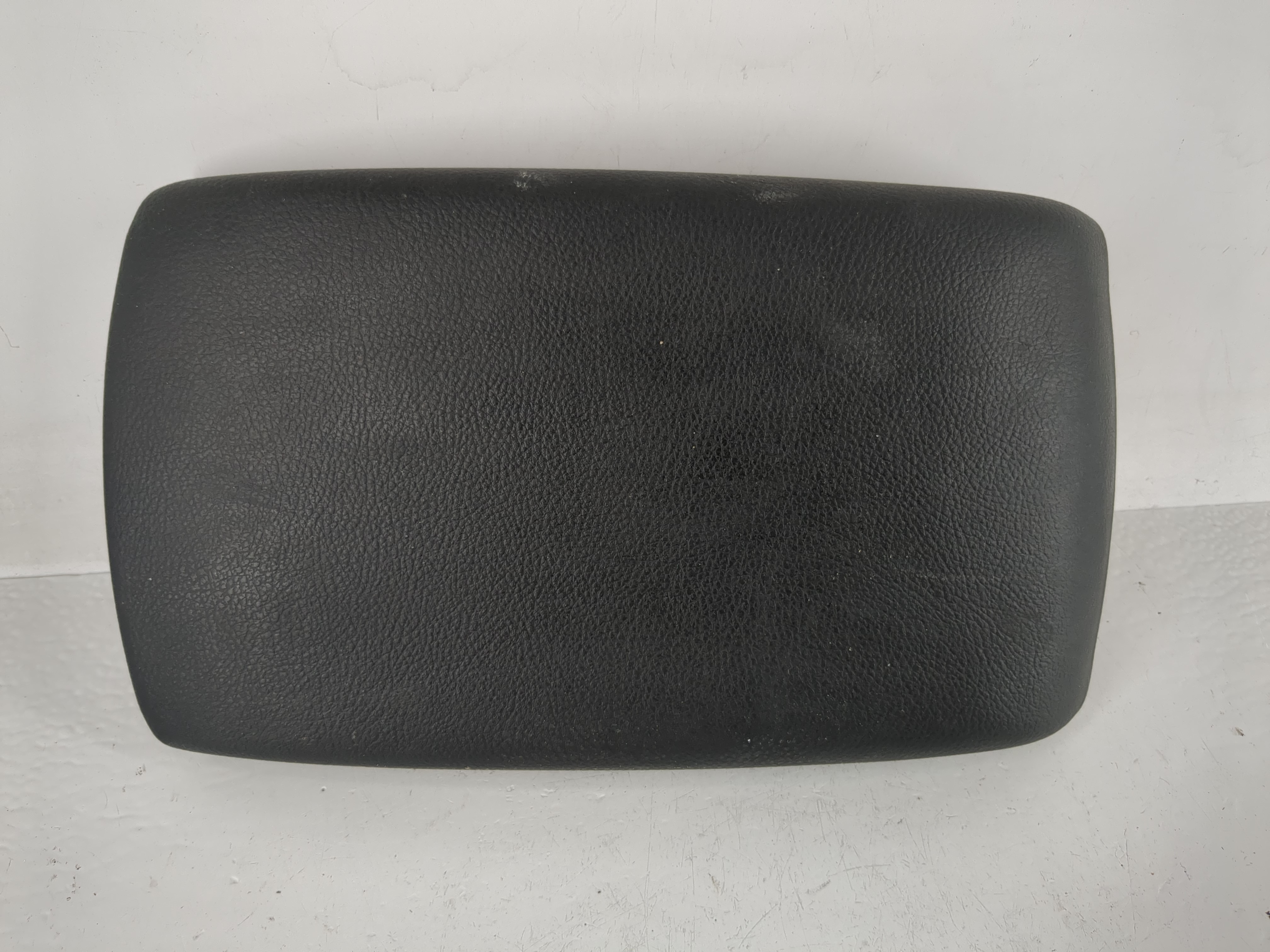 2010-2013 Mazda 3 Center Console Armrest Cover Lid Black 1162146 - Oemusedautoparts1.com