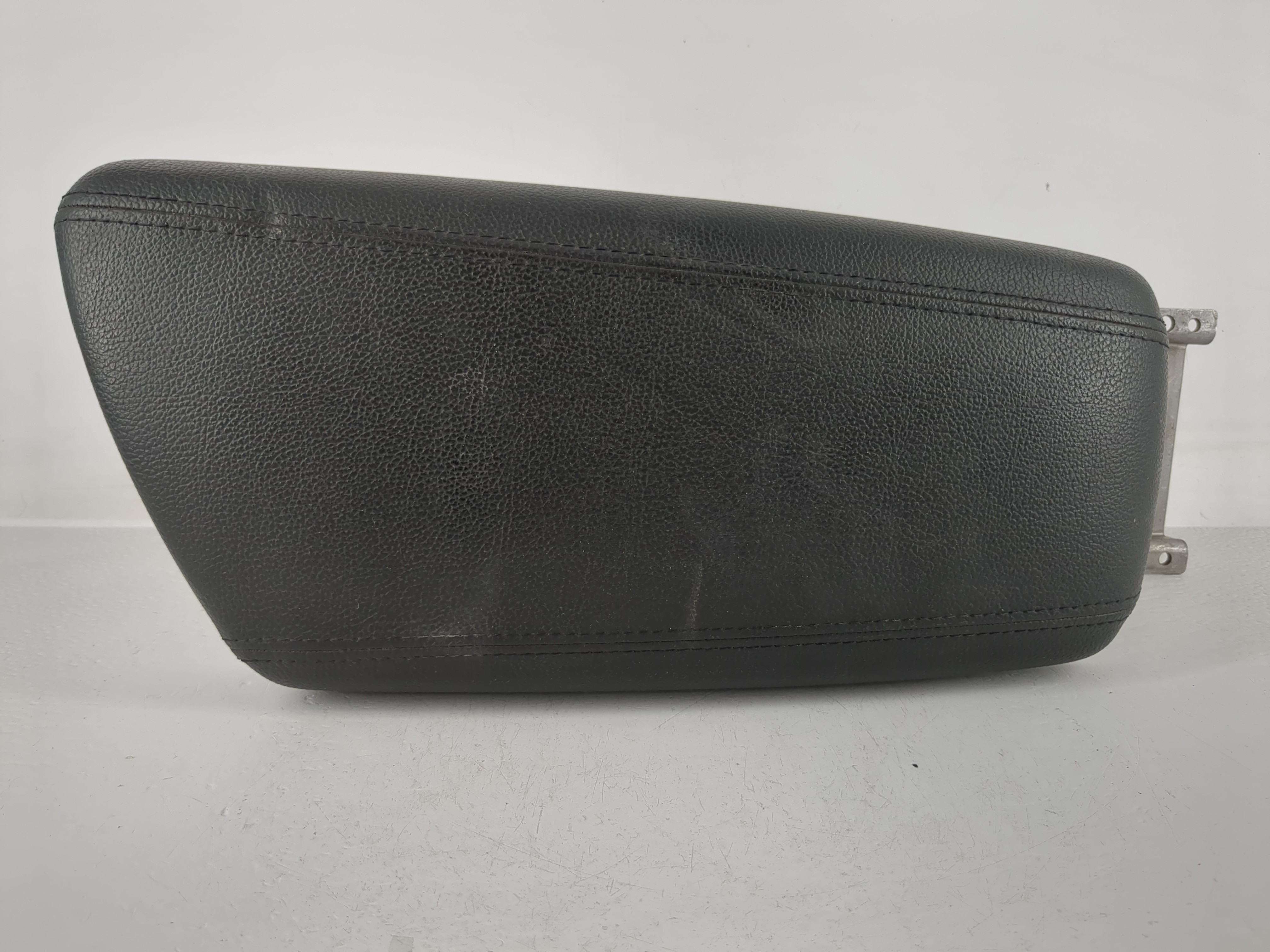 2011-2013 Kia Optima Center Console Armrest Cover Lid Black 1162150 - Oemusedautoparts1.com