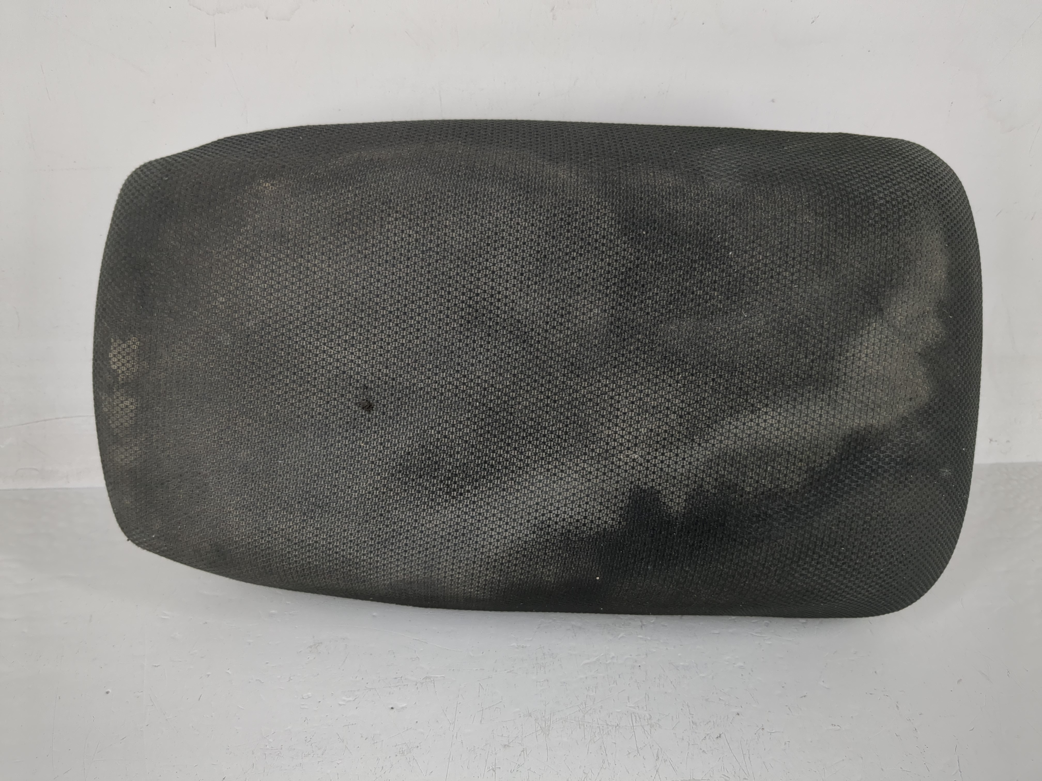 2014-2019 Toyota Corolla Center Console Armrest Cover Lid Black 1162152 - Oemusedautoparts1.com