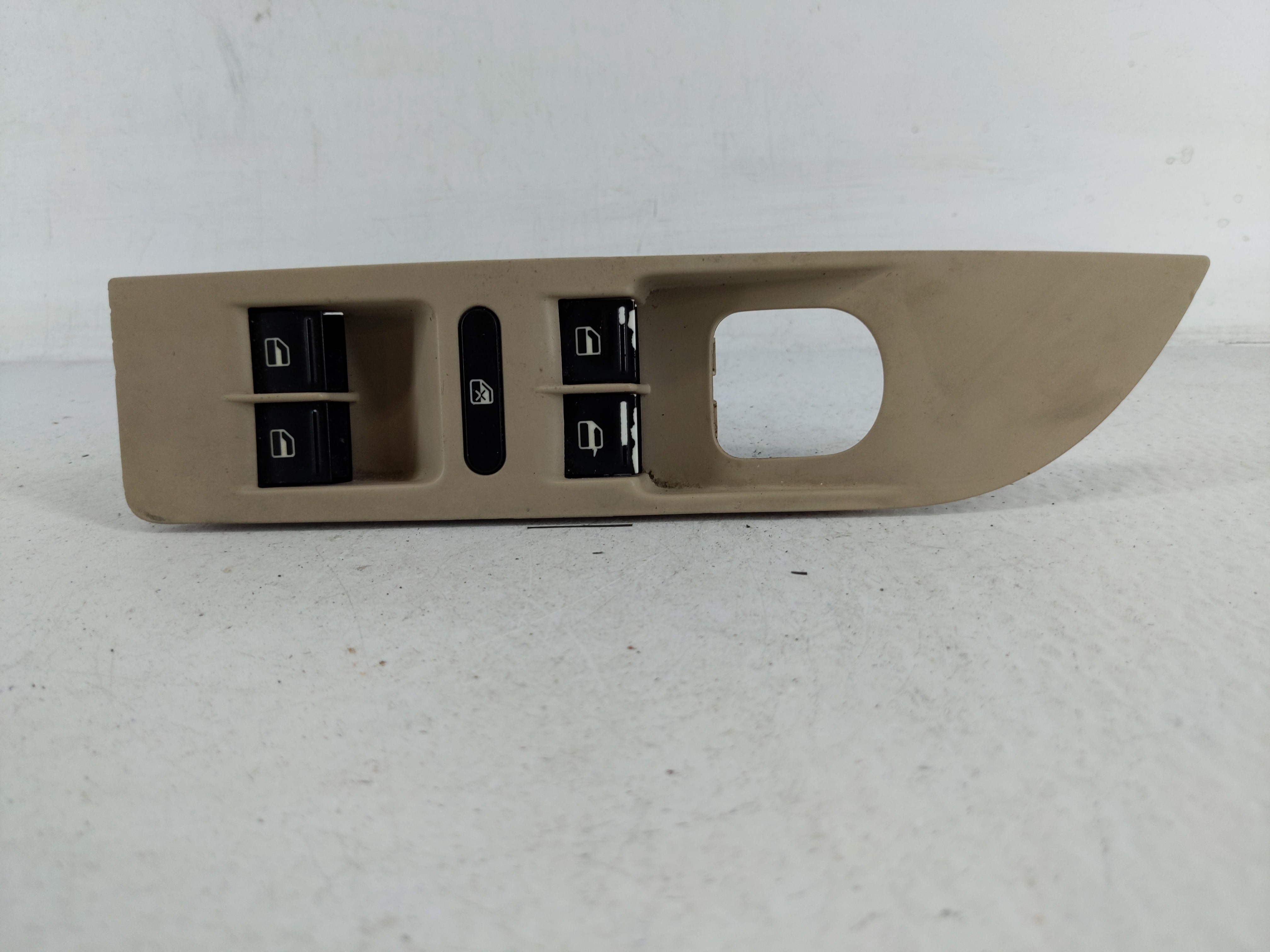 2009-2017 Volkswagen Cc Driver Left Door Master Power Window Switch 1162157 - Oemusedautoparts1.com
