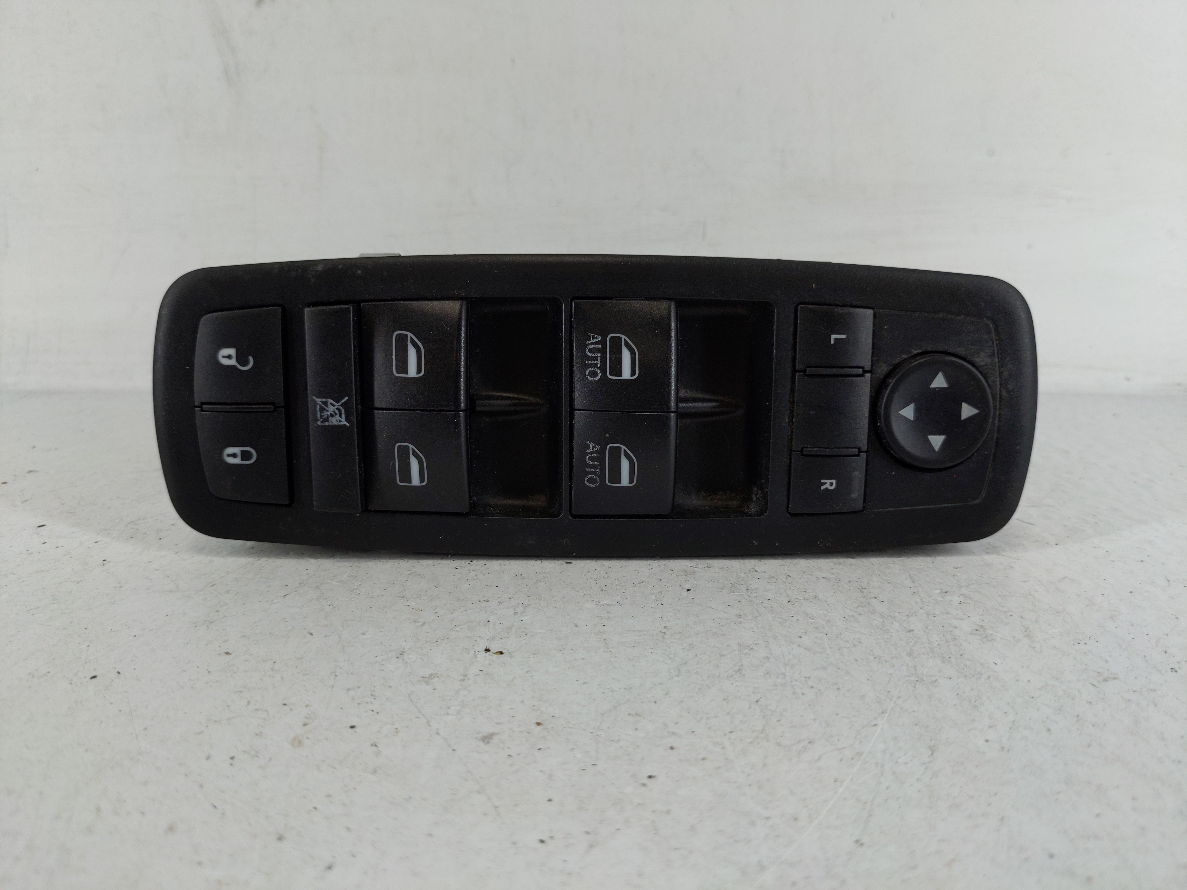 Dodge Caravan Driver Left Door Master Power Window Switch 1162159 - Oemusedautoparts1.com