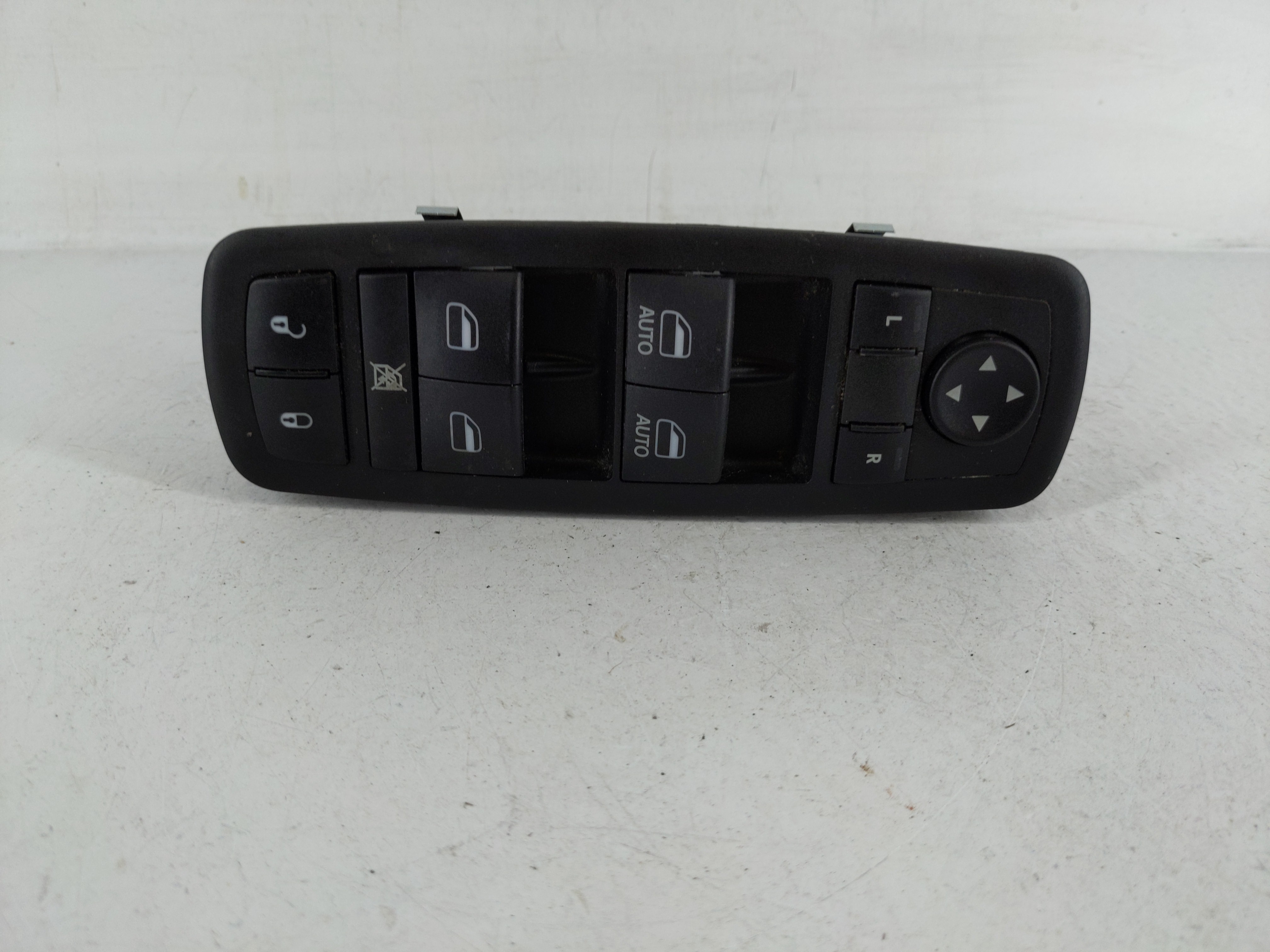 Dodge Ram 1500 Driver Left Door Master Power Window Switch P56046823ae 1162187 - Oemusedautoparts1.com