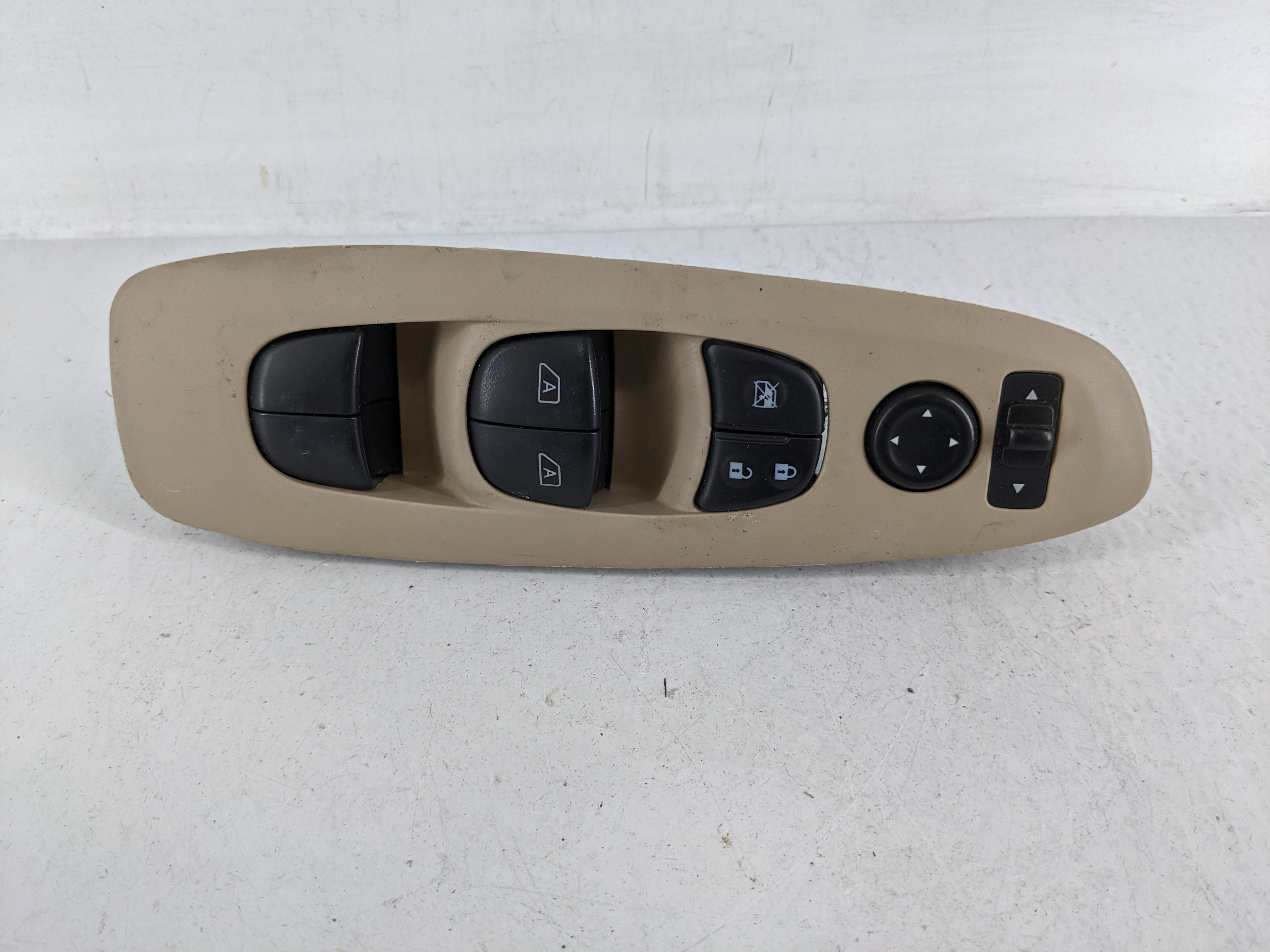 2013-2020 Nissan Pathfinder Driver Left Door Master Power Window Switch 1162195 - Oemusedautoparts1.com