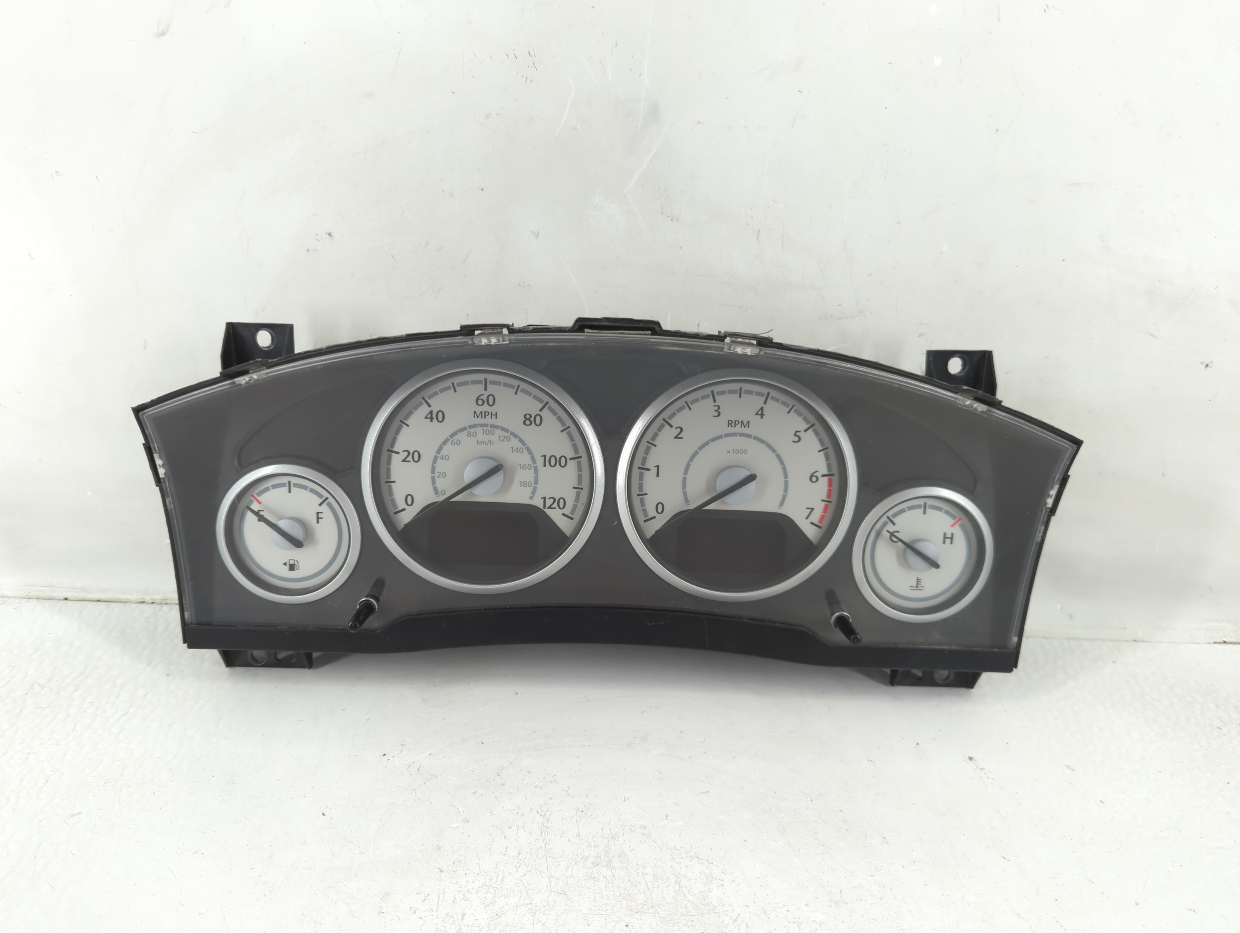 2009-2009 Chrysler Town & Country Speedometer Instrument Cluster Gauges 1162415 - Oemusedautoparts1.com