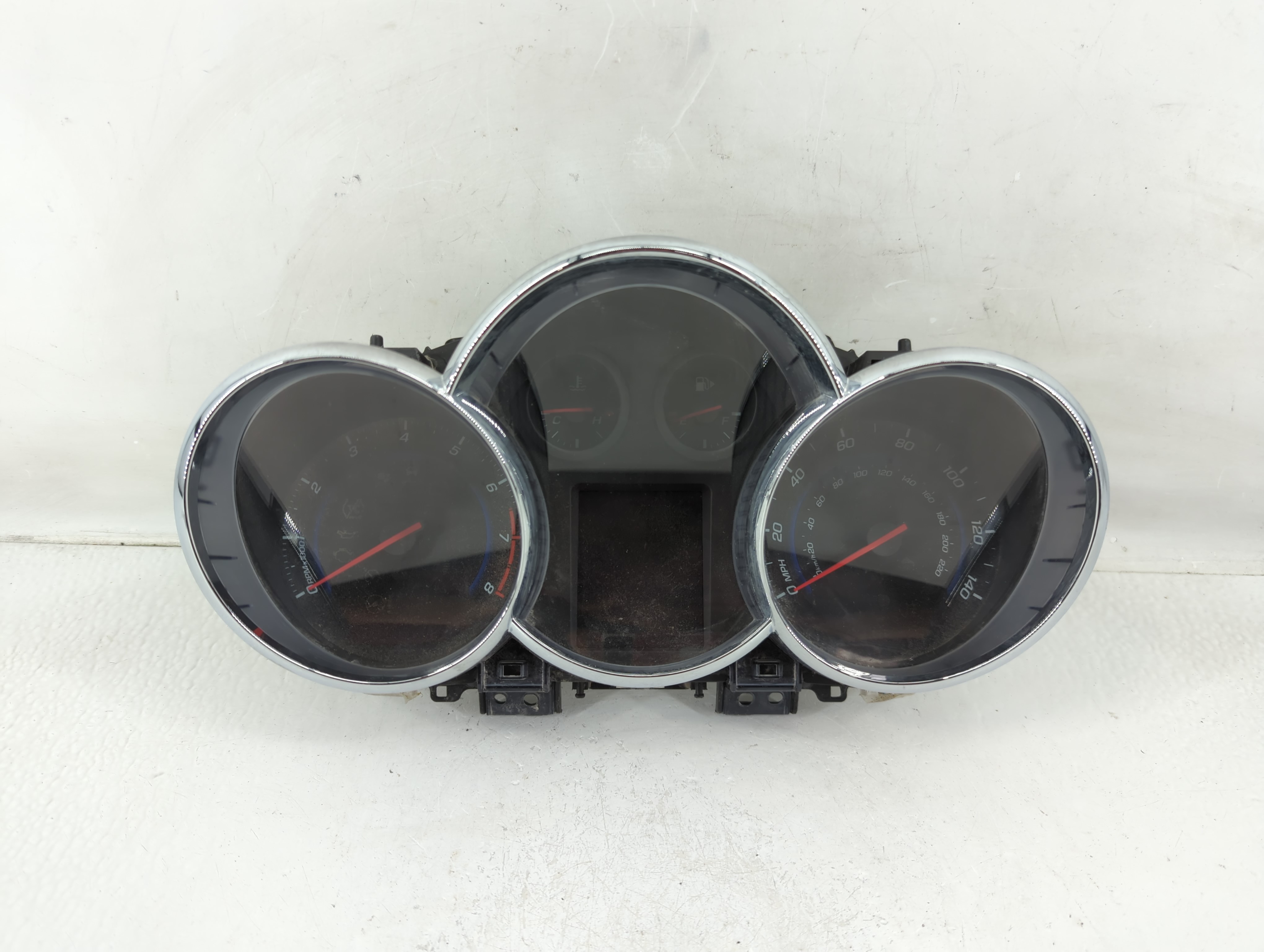 2011-2011 Chevrolet Cruze Speedometer Instrument Cluster Gauges 95108205 1162421 - Oemusedautoparts1.com