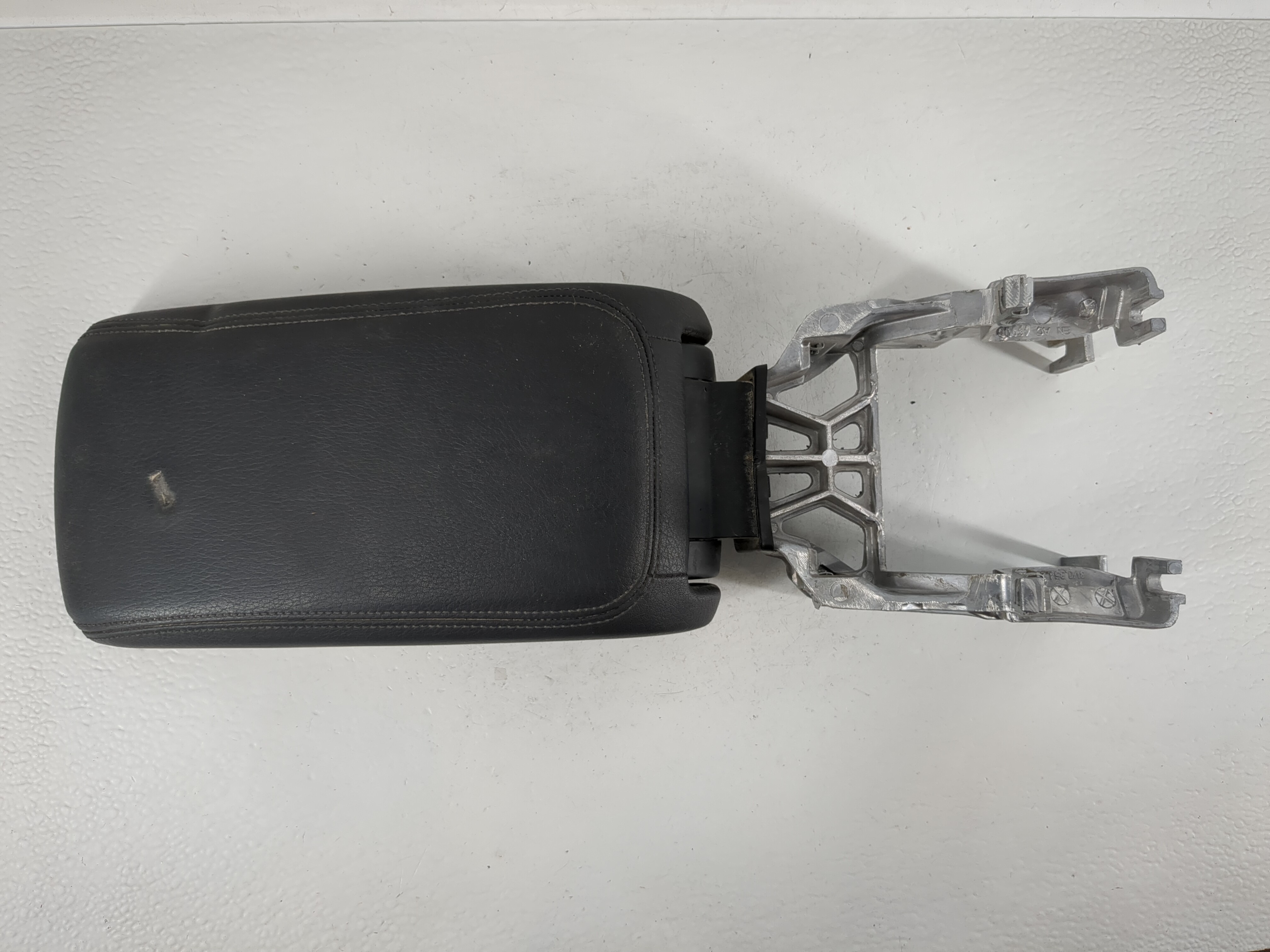 2015-2017 Audi A3 Center Console Armrest Cover Lid Black 1162441 - Oemusedautoparts1.com