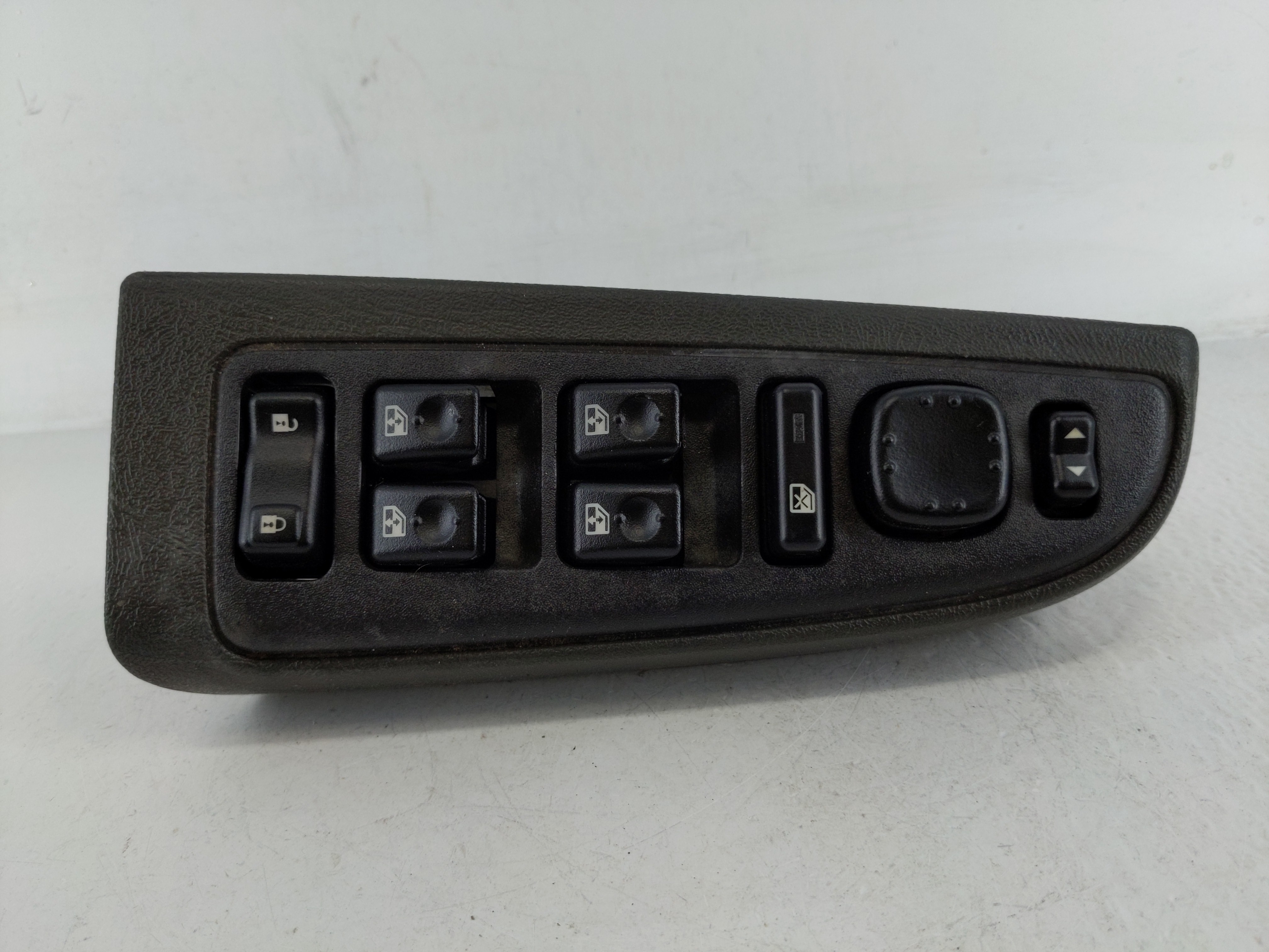 Picture of 2003 Chevrolet Silverado 1500 Driver Left Door Master Power Window Switch 1162451