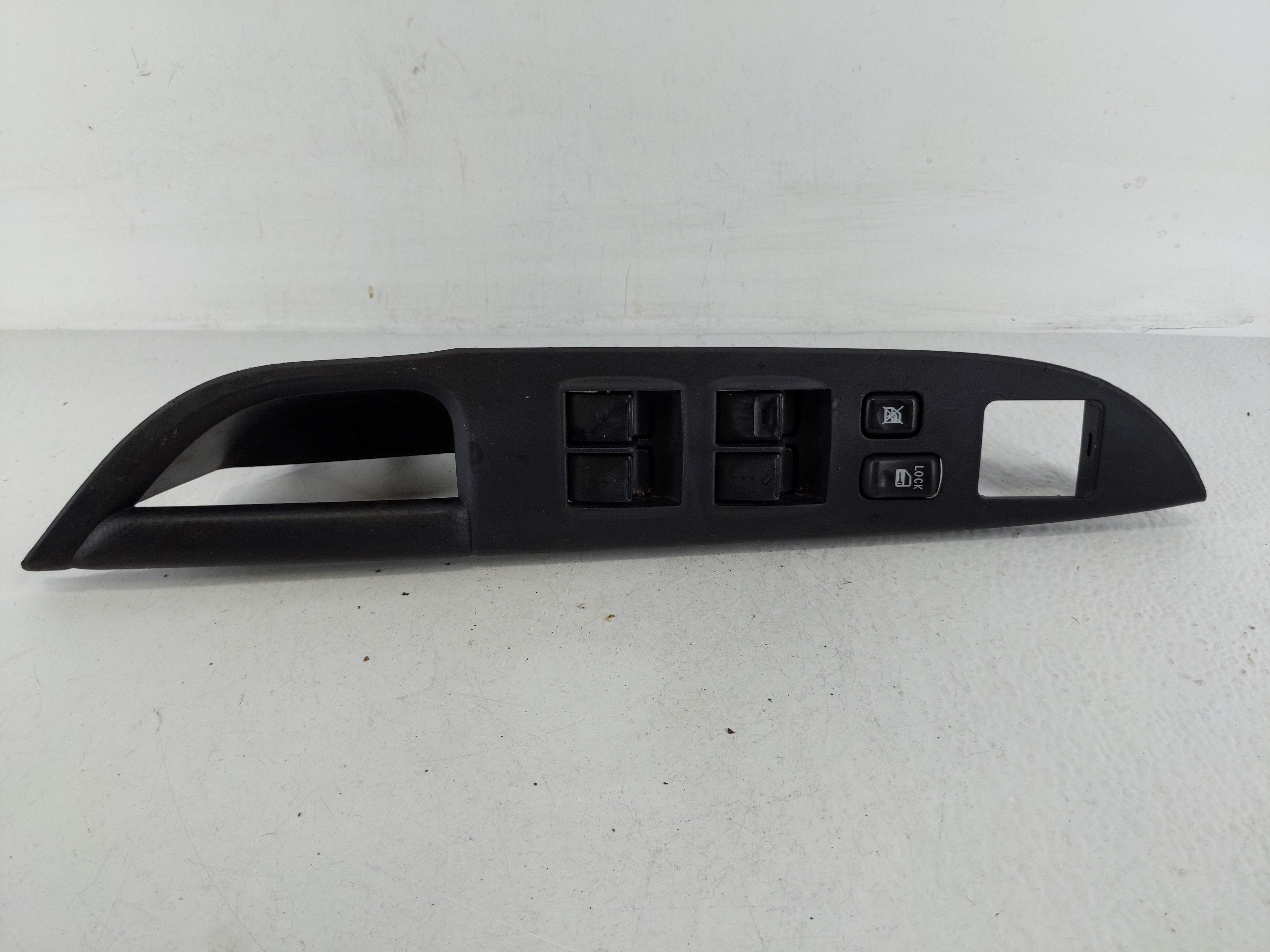 2007 Mitsubishi Outlander Driver Left Door Master Power Window Switch 1162452 - Oemusedautoparts1.com
