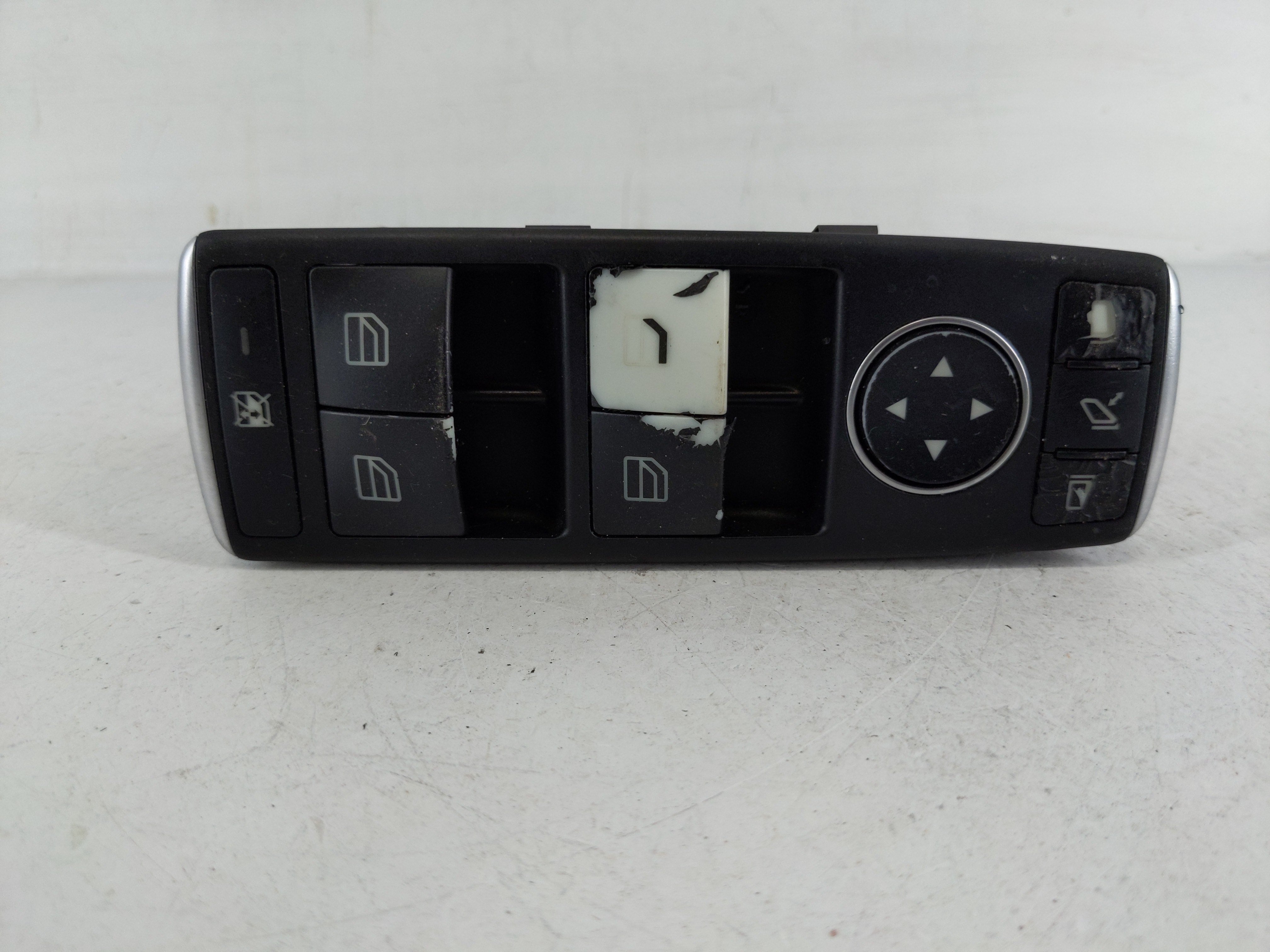 2017-2019 Infiniti Qx30 Driver Left Door Master Power Window Switch 1162462 - Oemusedautoparts1.com