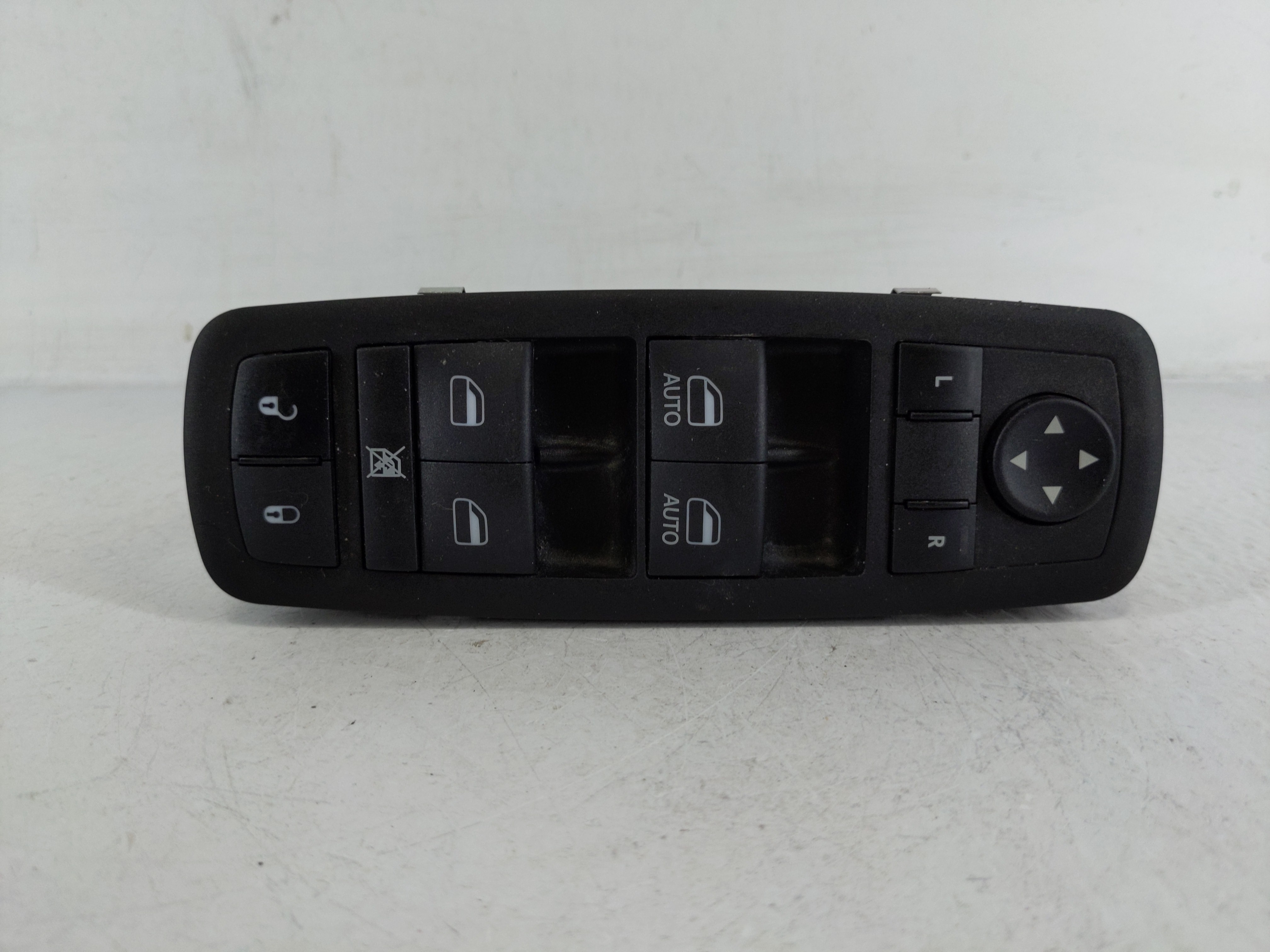 Dodge Caravan Driver Left Door Master Power Window Switch 68620454aa 1162481 - Oemusedautoparts1.com