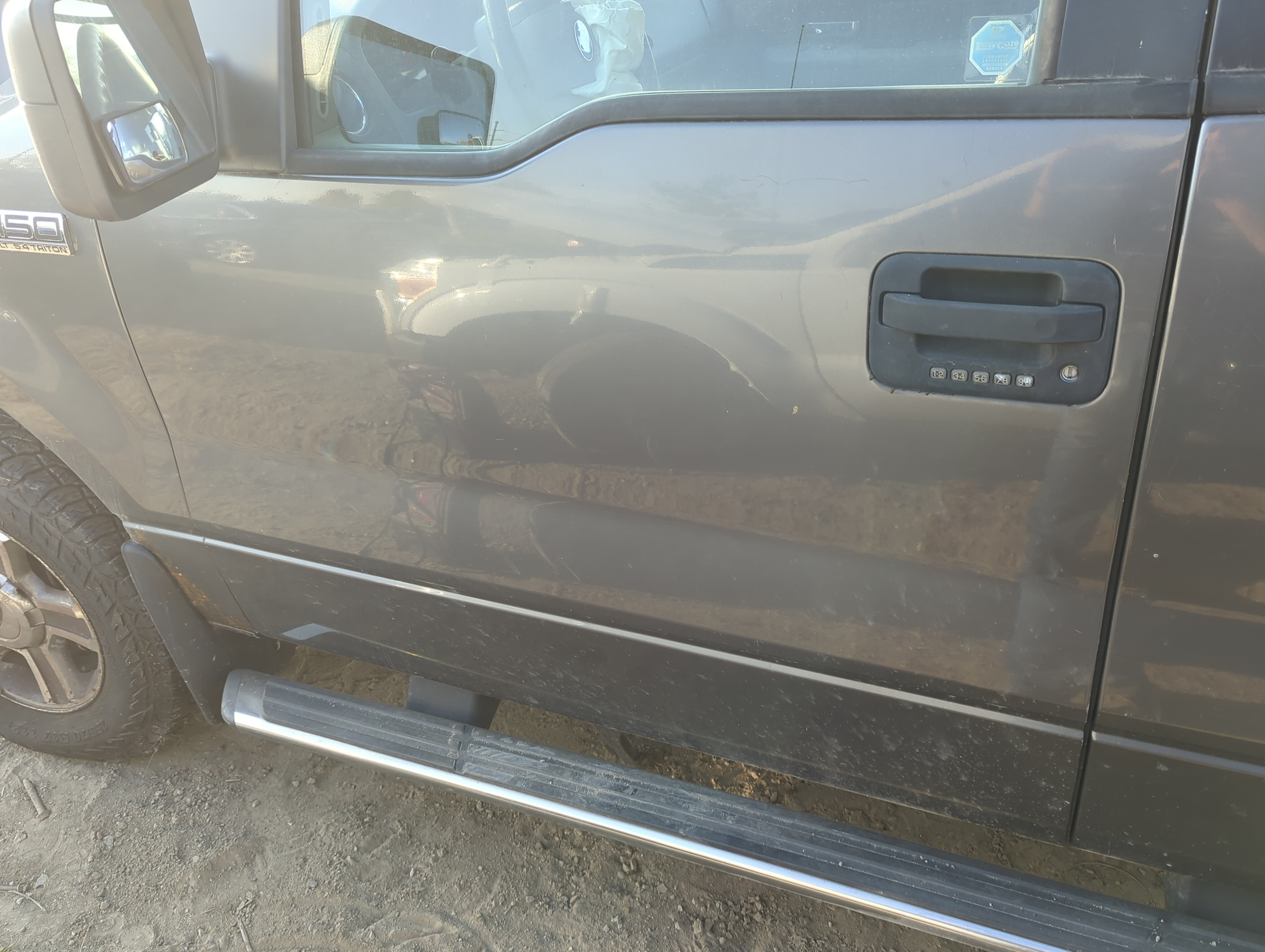 Picture of 2005-2008 Ford F-150 Driver Front Door Oem 1164008