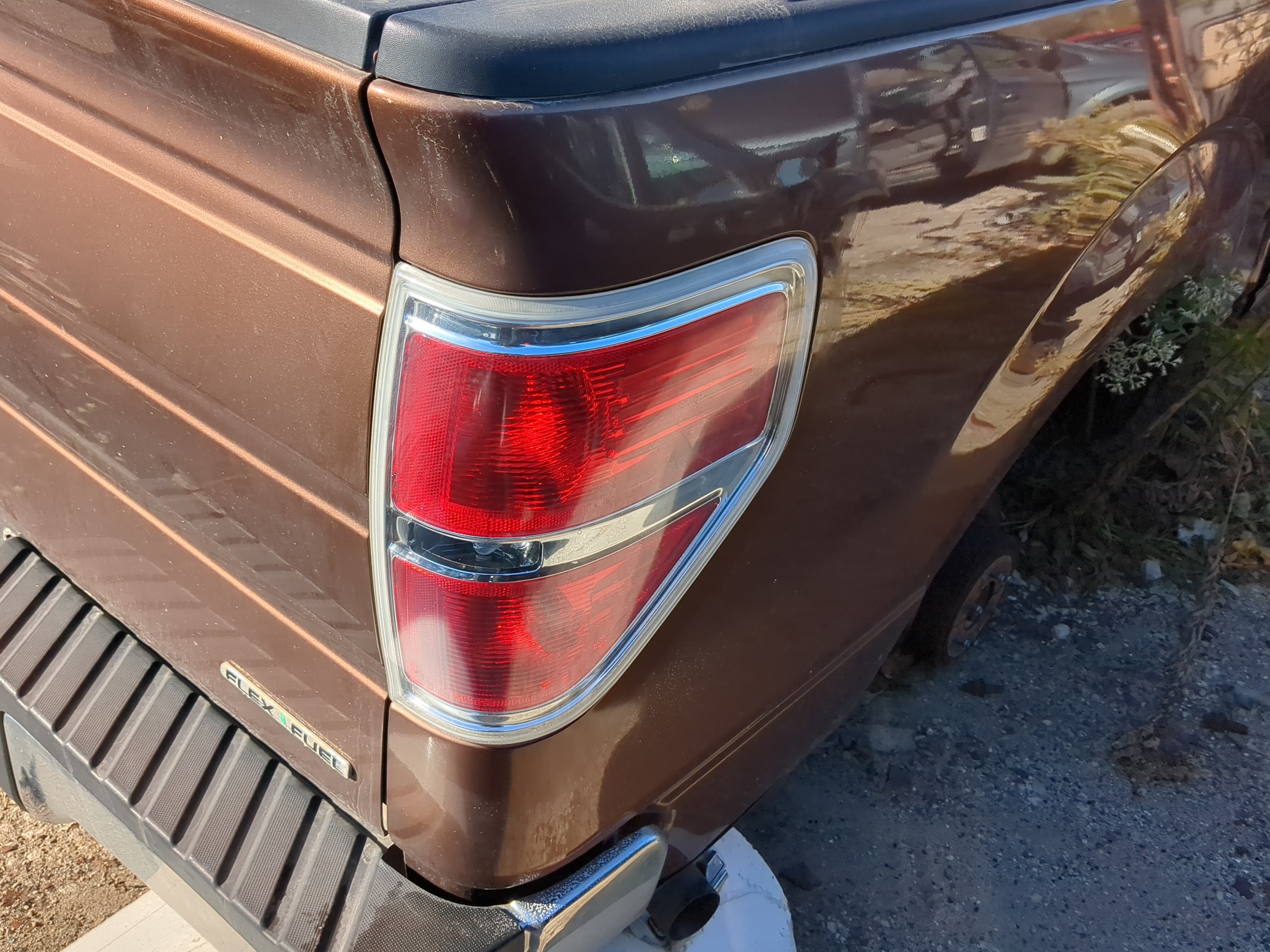 Picture of 2009-2014 Ford F-150 Passenger Right Side Tail Light Taillight Oem 1164030