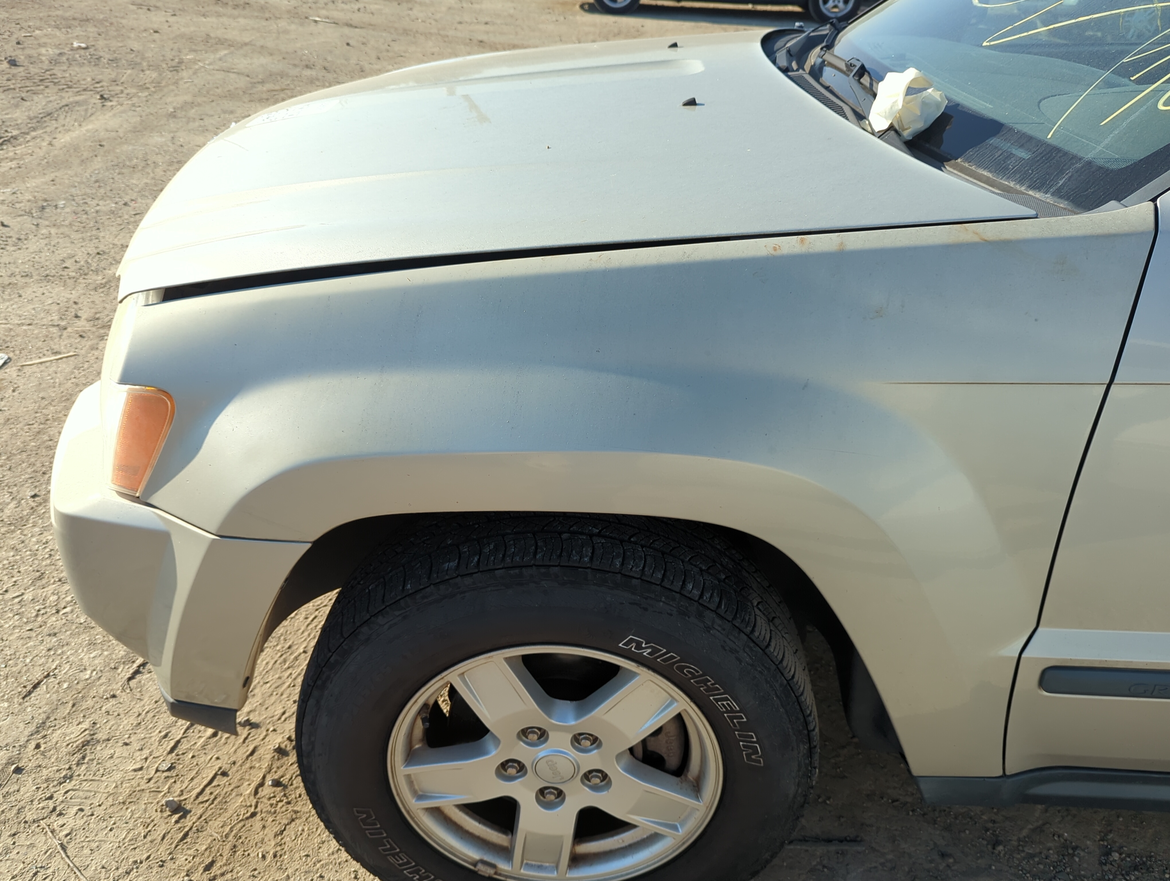 Picture of 2005-2010 Jeep Grand Cherokee Driver Fender 1164225