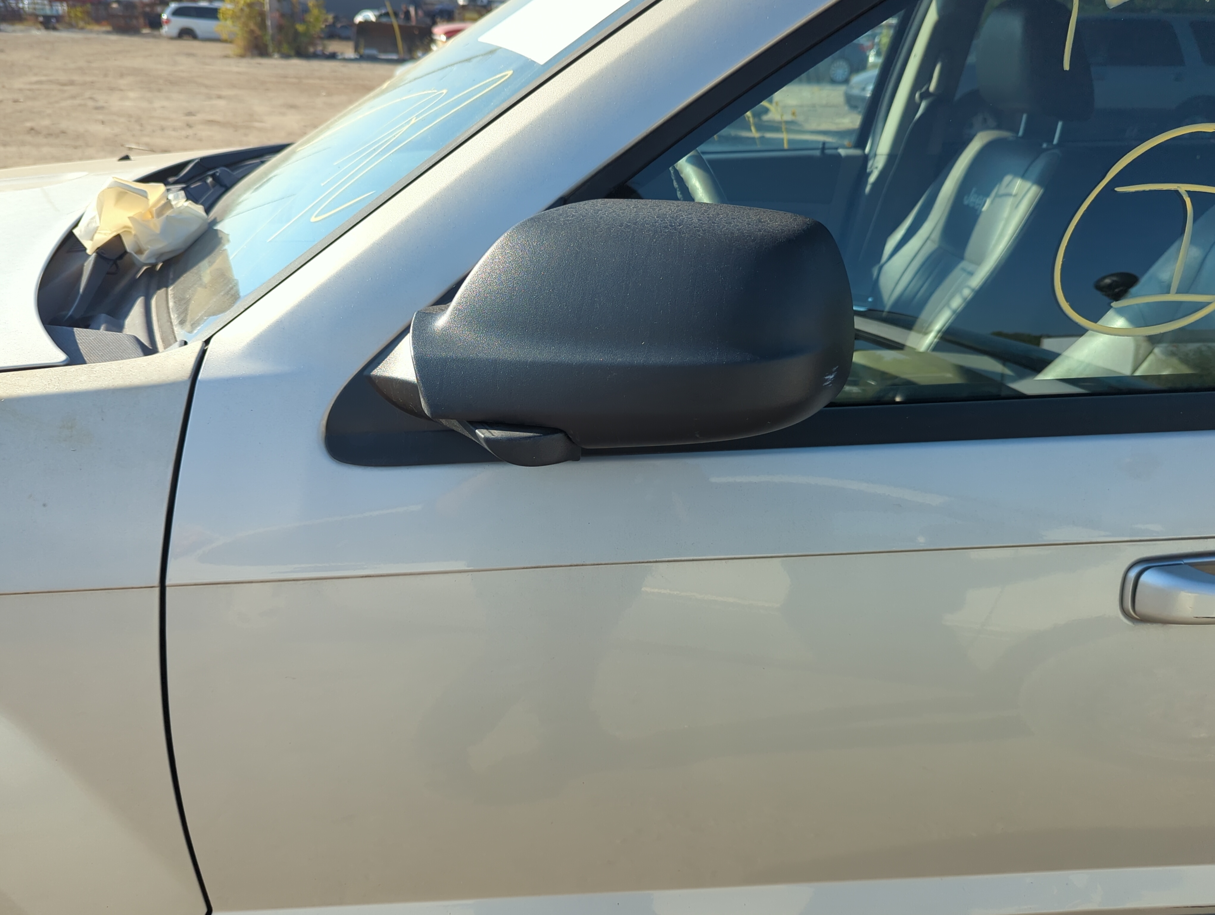 2005-2010 Jeep Grand Cherokee Driver Left Side View Power Door Mirror 1164287 - Oemusedautoparts1.com