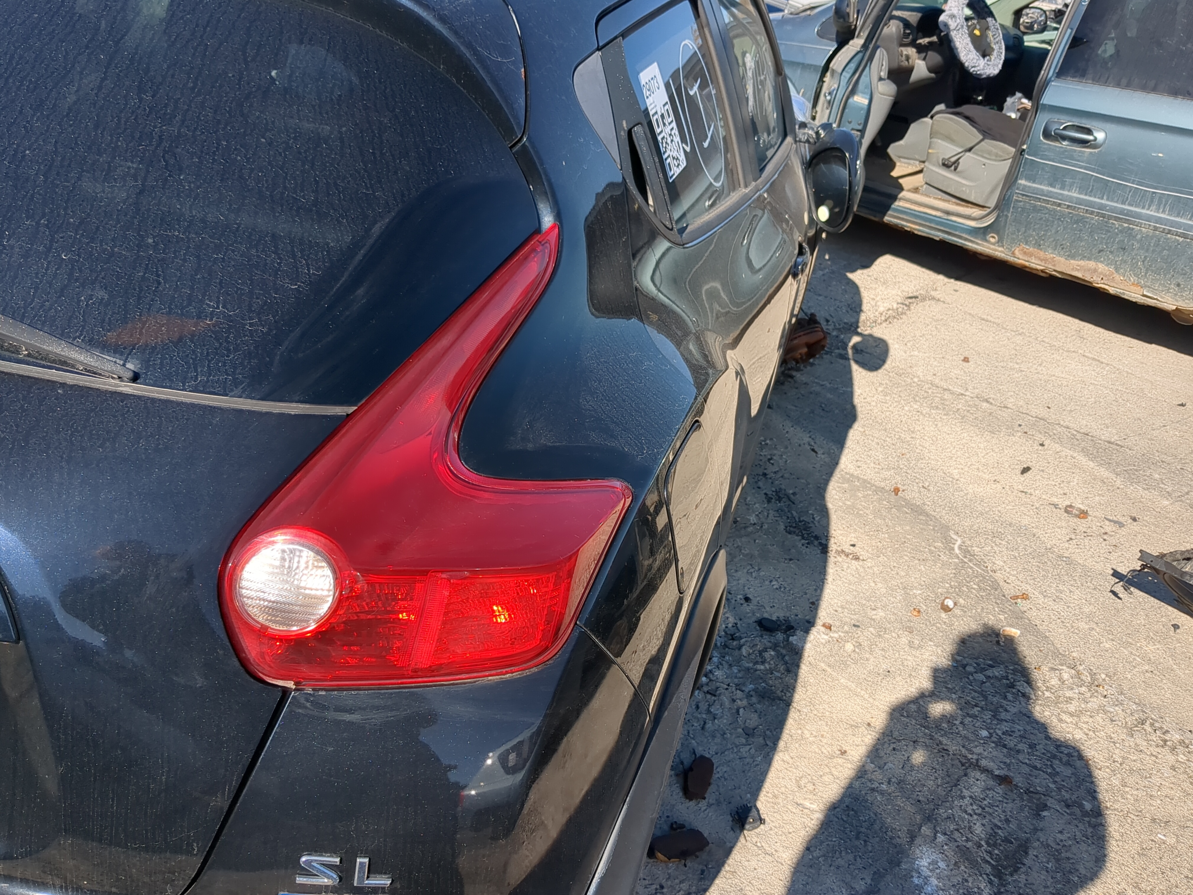 Picture of 2011-2014 Nissan Juke Passenger Right Side Tail Light Taillight Oem 1164411