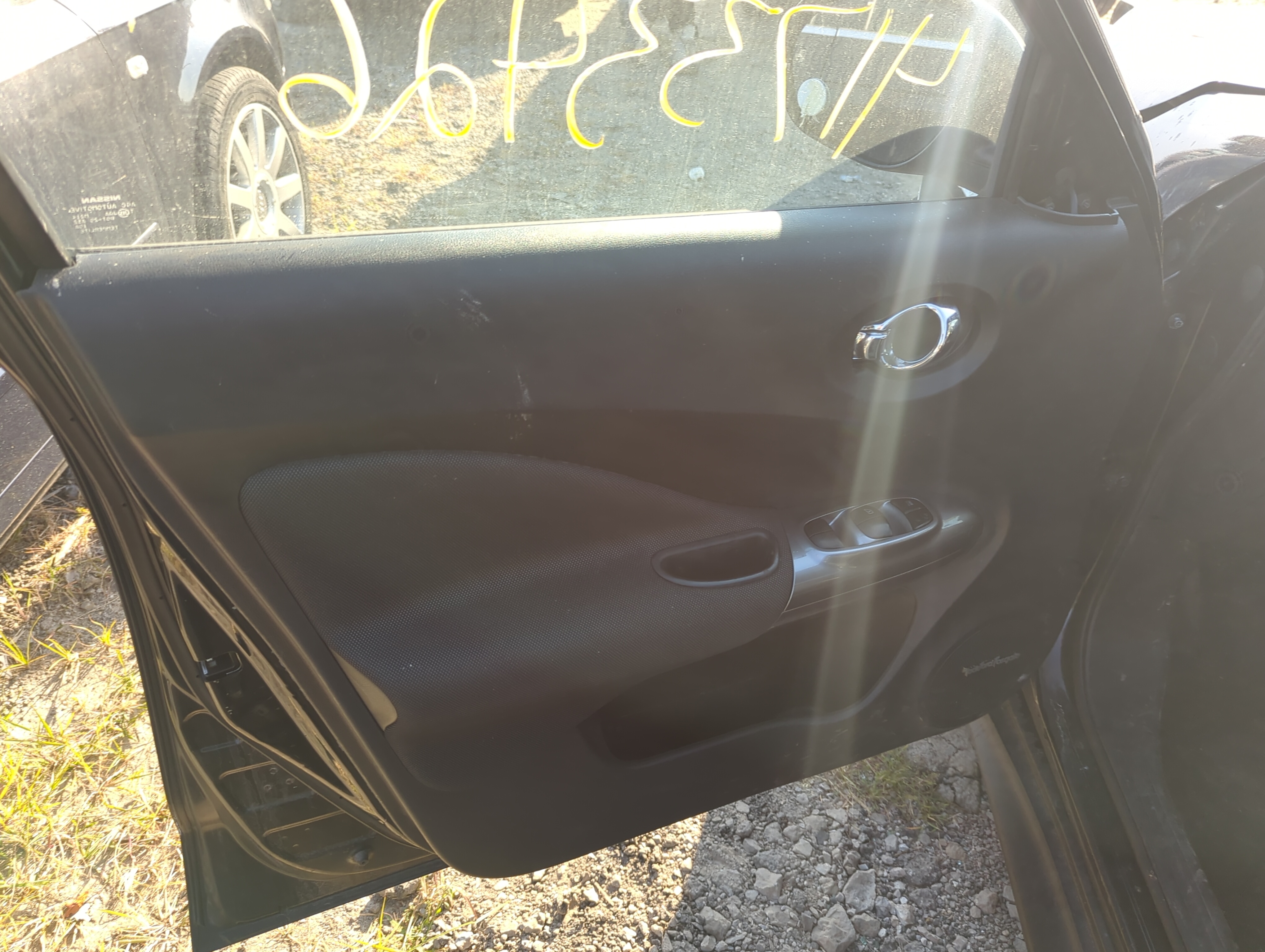 Picture of 2013 Nissan Juke Front Left Driver Interior Door Panel Trim 1164461