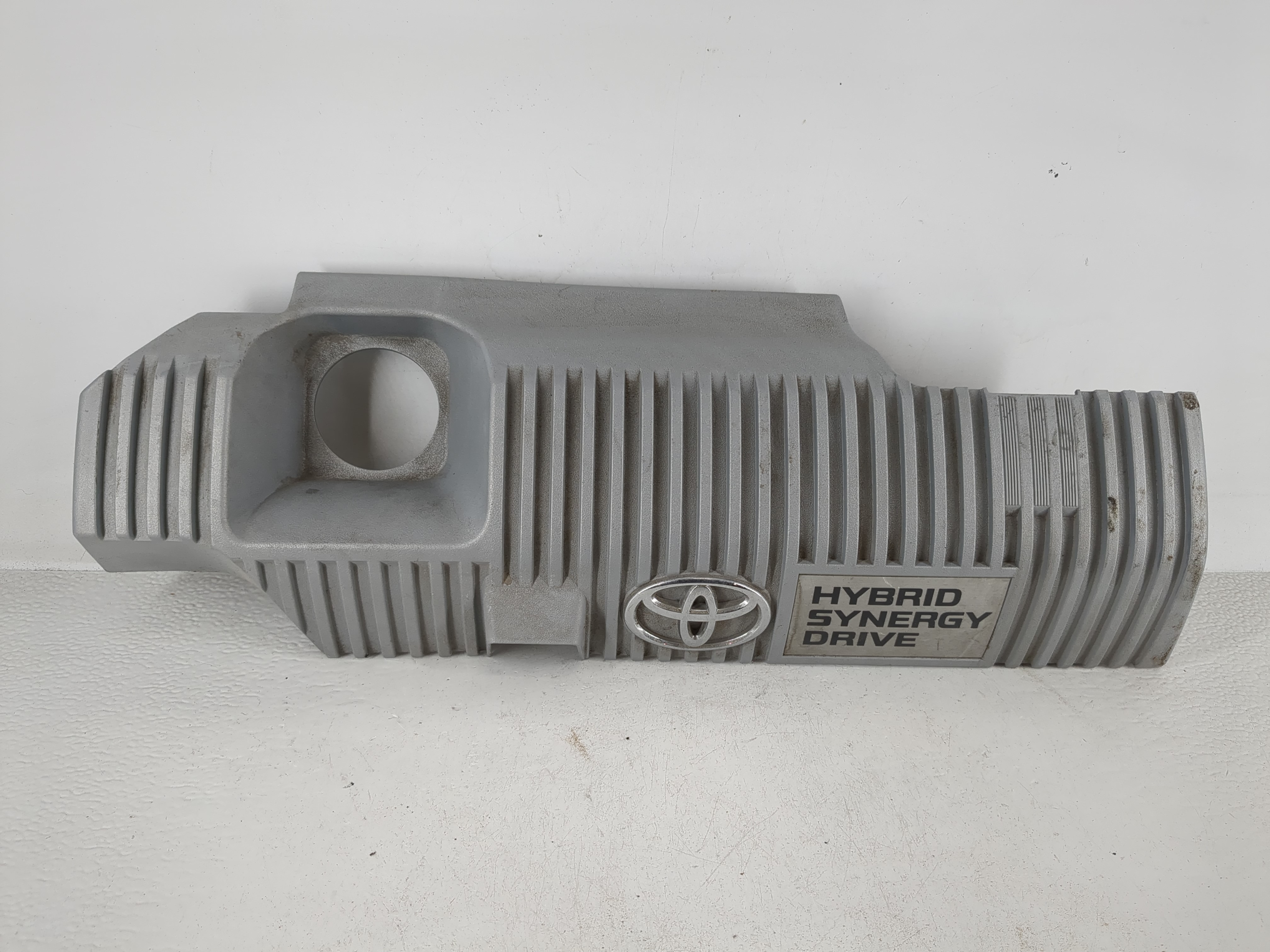 2015 Toyota Prius Engine Cover 1164772 - Oemusedautoparts1.com