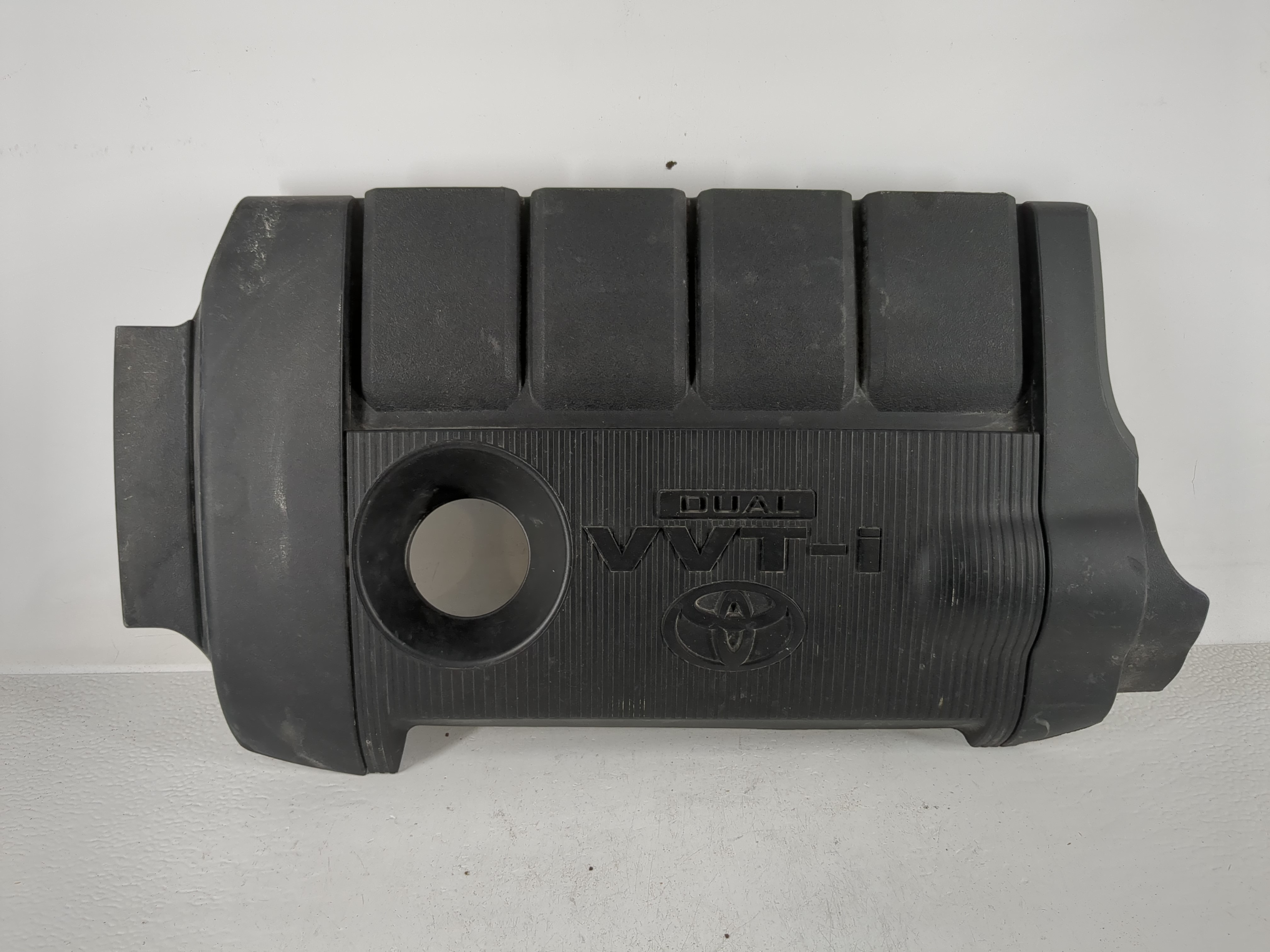 Picture of 2011 Toyota Camry Engine Cover 1164774