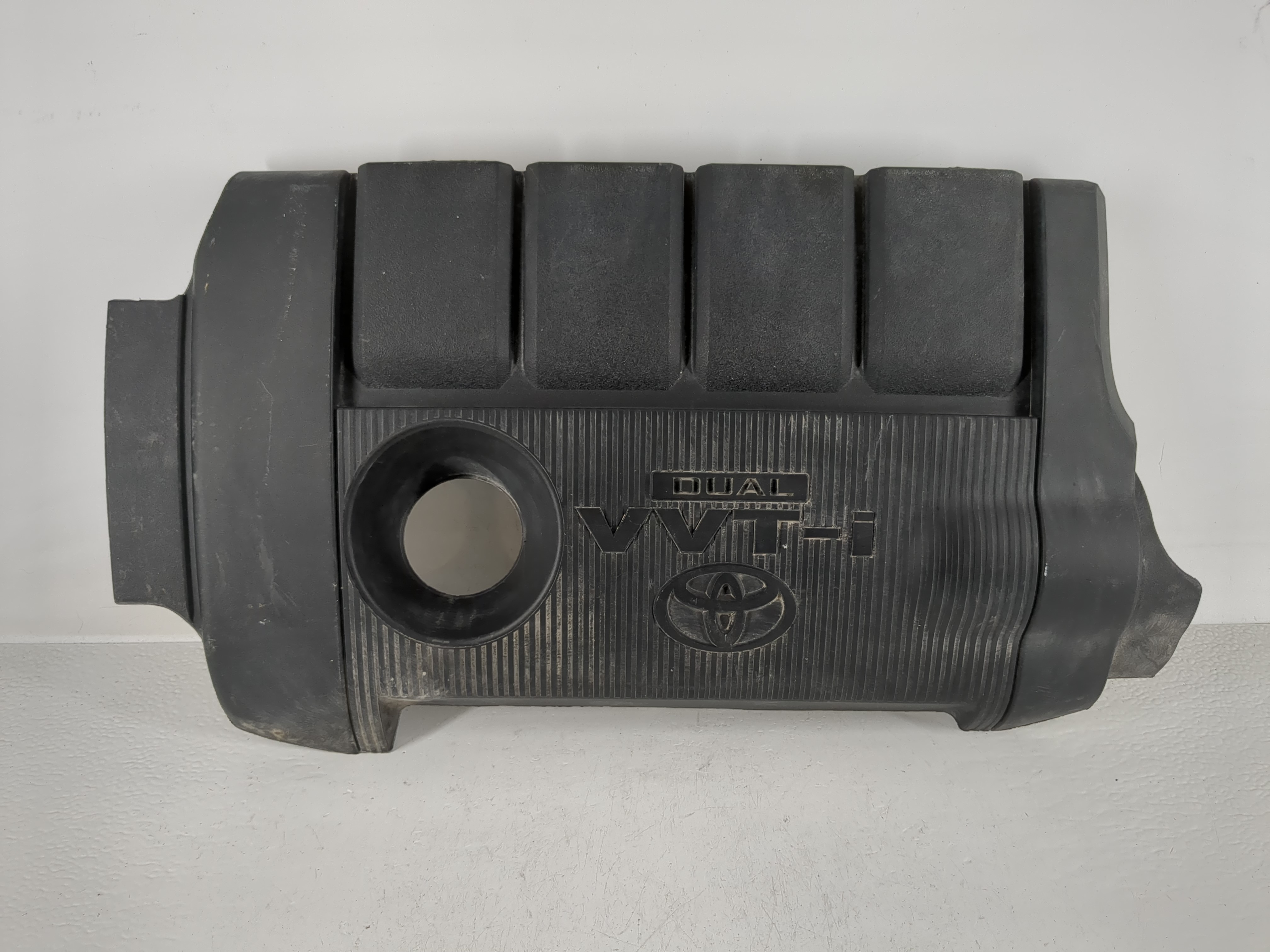 2012 Toyota Highlander Engine Cover 1164777 - Oemusedautoparts1.com