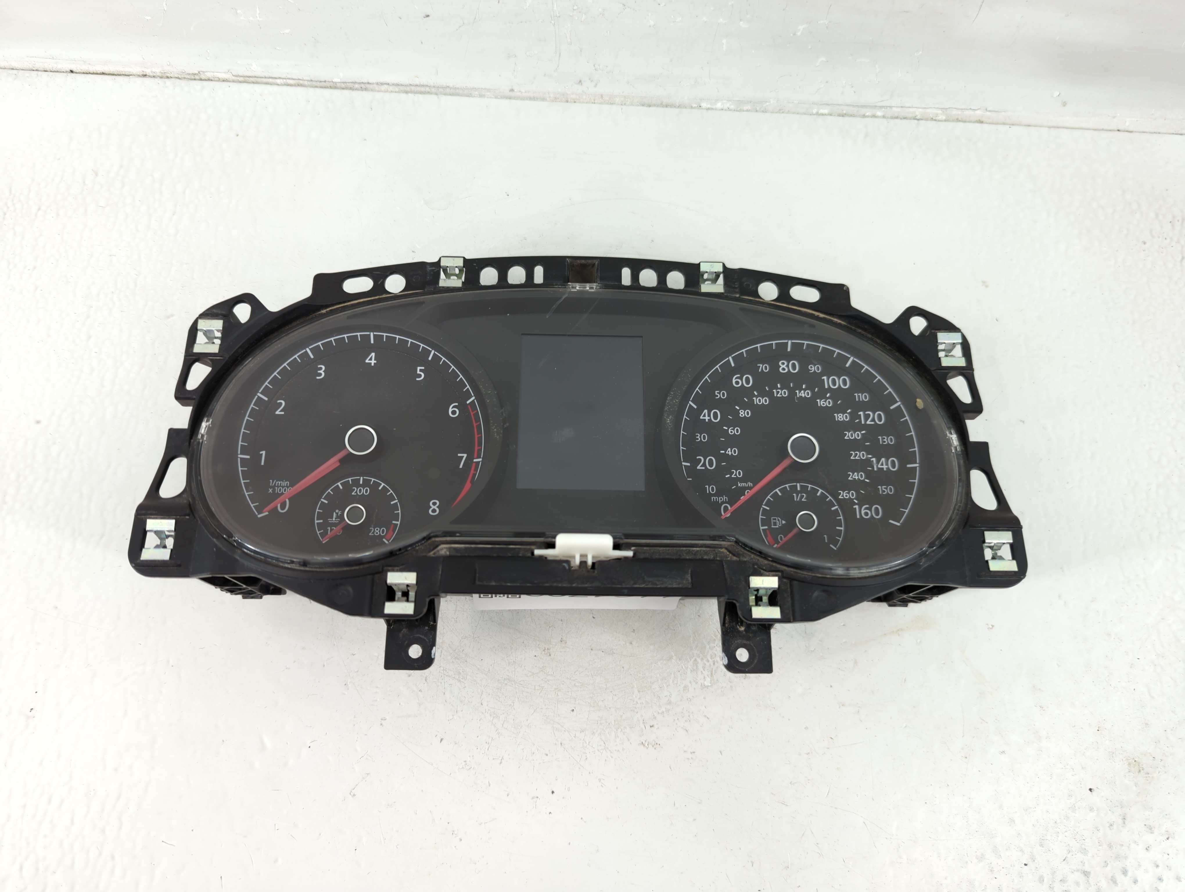 2015-2015 Volkswagen Golf Speedometer Instrument Cluster Gauges 1164783 - Oemusedautoparts1.com