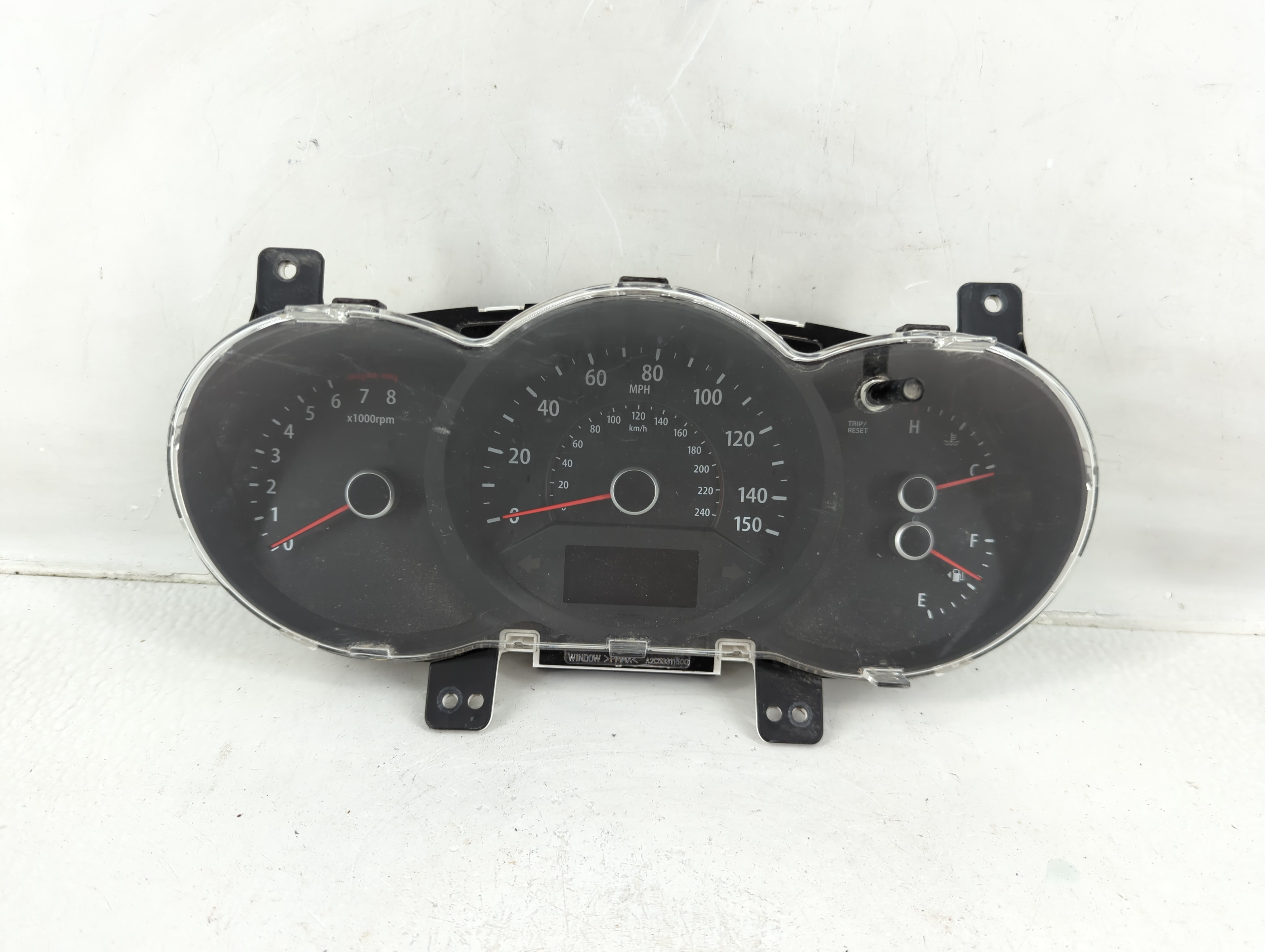 2011-2011 Kia Sorento Speedometer Instrument Cluster Gauges 94001-1u060 1164798 - Oemusedautoparts1.com