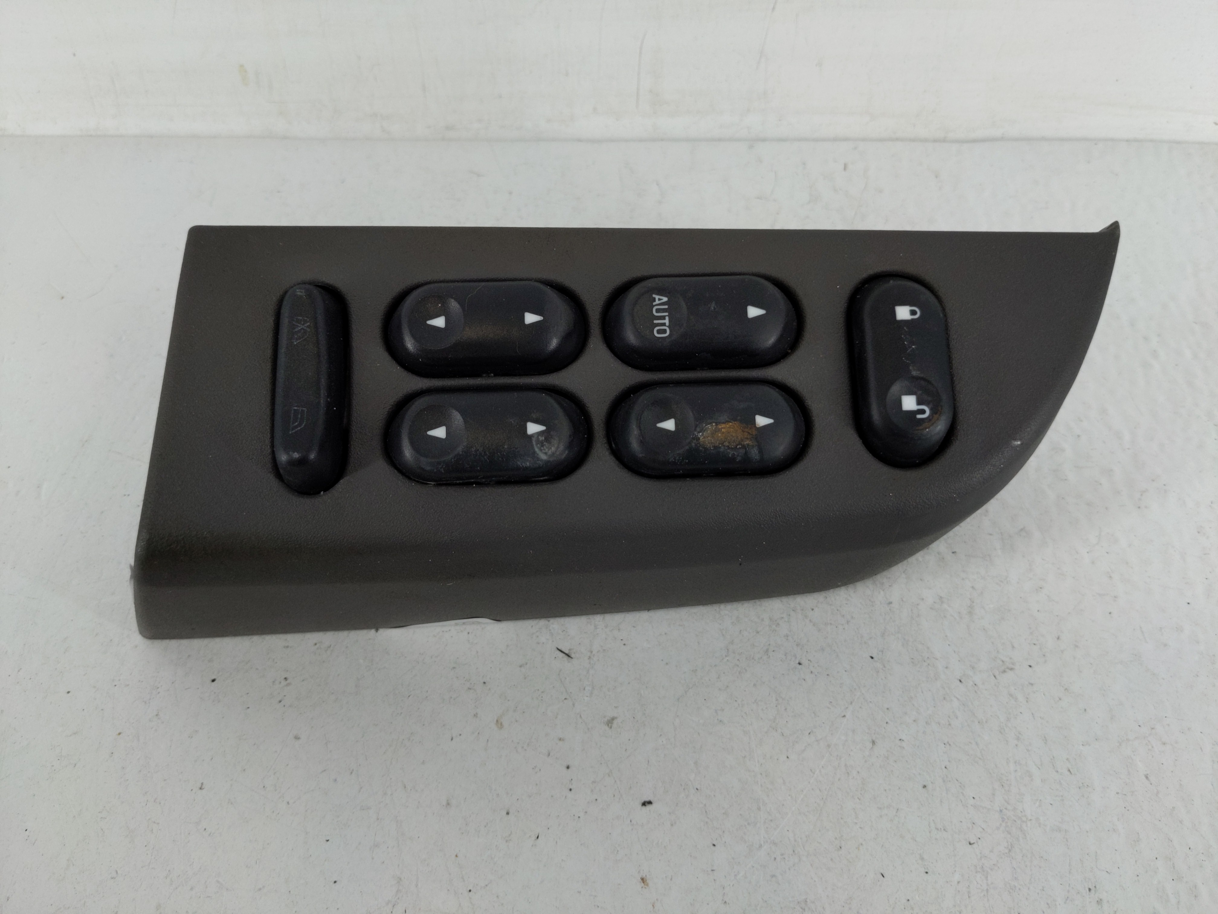 2002-2003 Ford Explorer Driver Left Door Master Power Window Switch 1164818 - Oemusedautoparts1.com