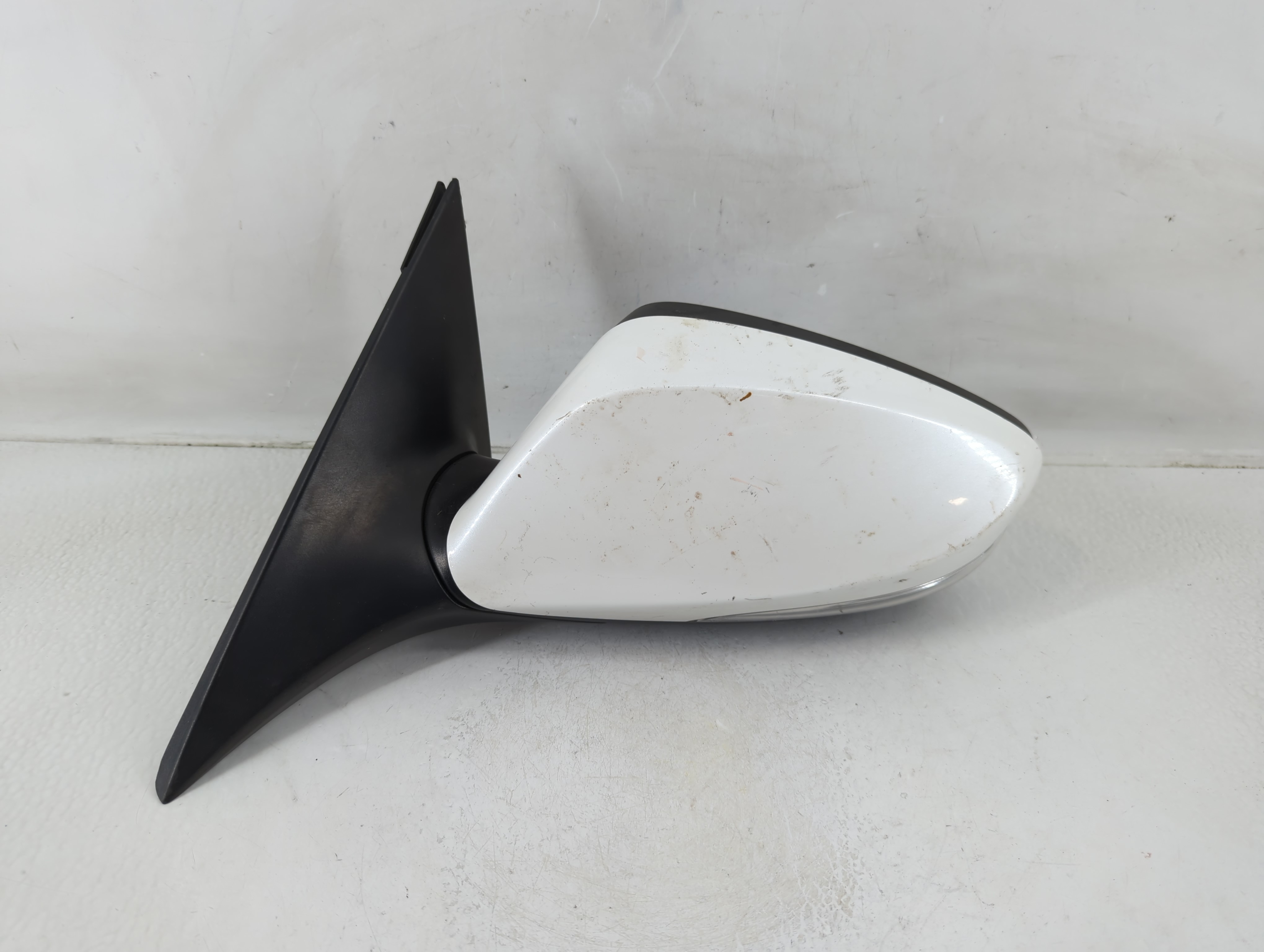 Picture of 2012-2014 Hyundai Veloster Driver Left Side View Power Door Mirror White 1164832