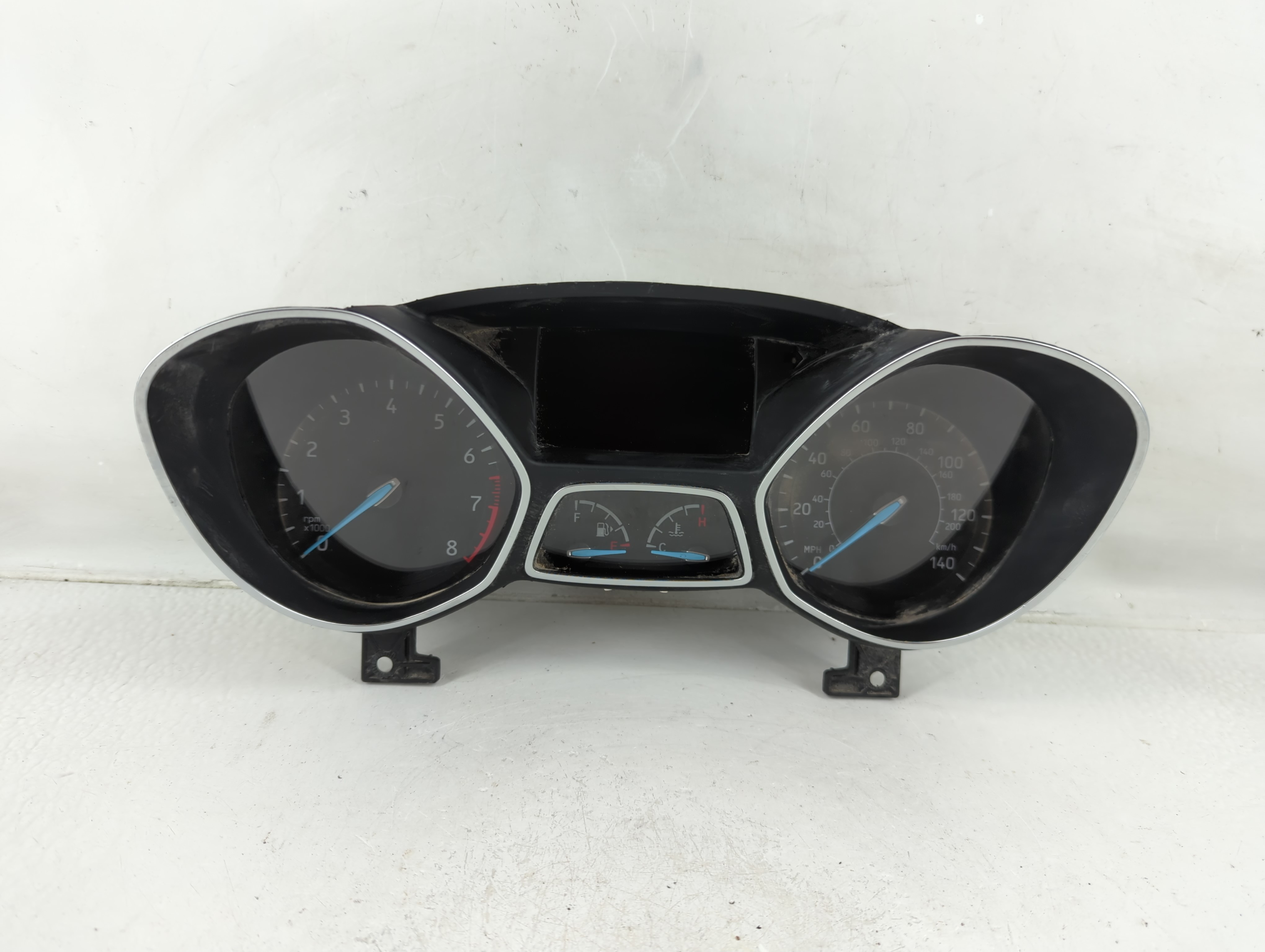 2018-2018 Ford Escape Speedometer Instrument Cluster Gauges Cl8f-10894-b 1164849 - Oemusedautoparts1.com