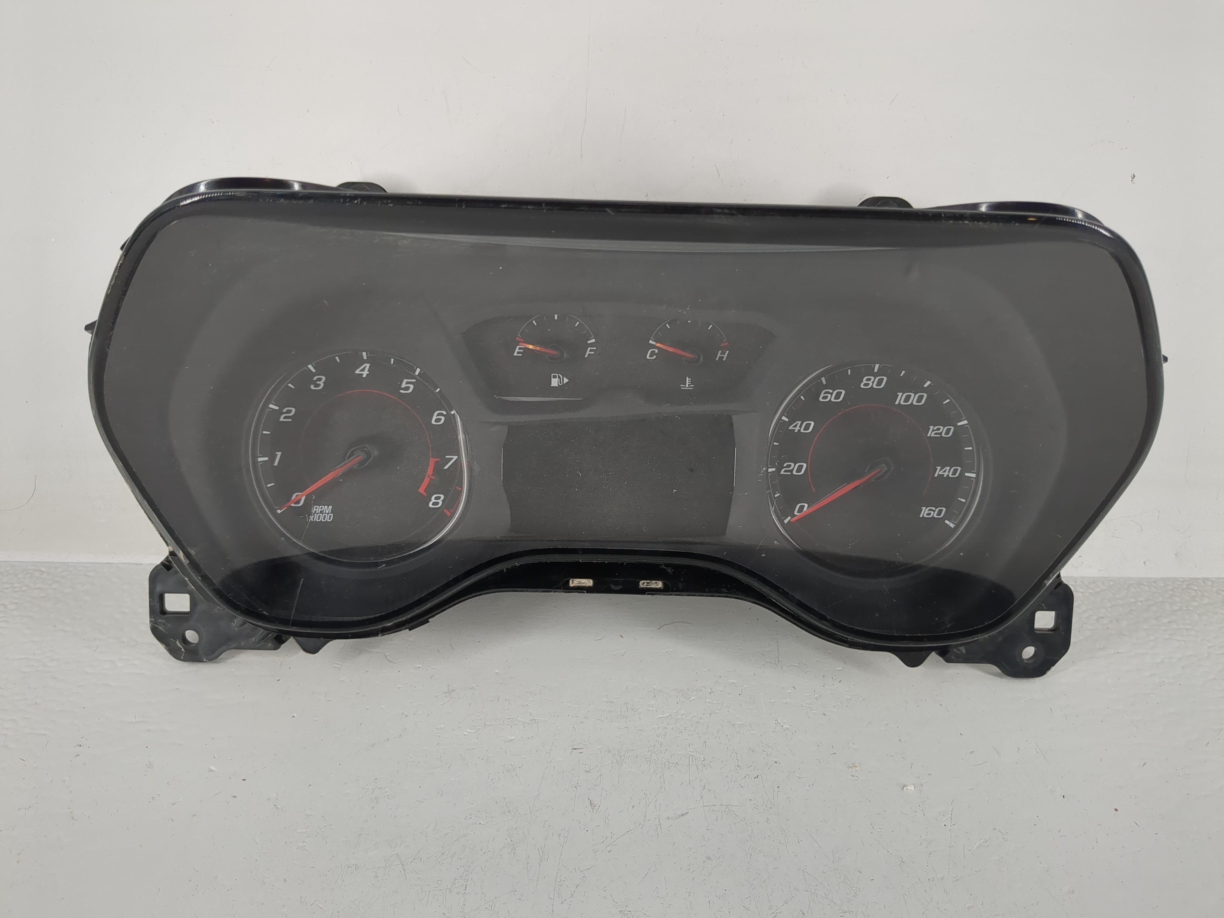 2019-2020 Chevrolet Camaro Speedometer Instrument Cluster Gauges 1164869 - Oemusedautoparts1.com