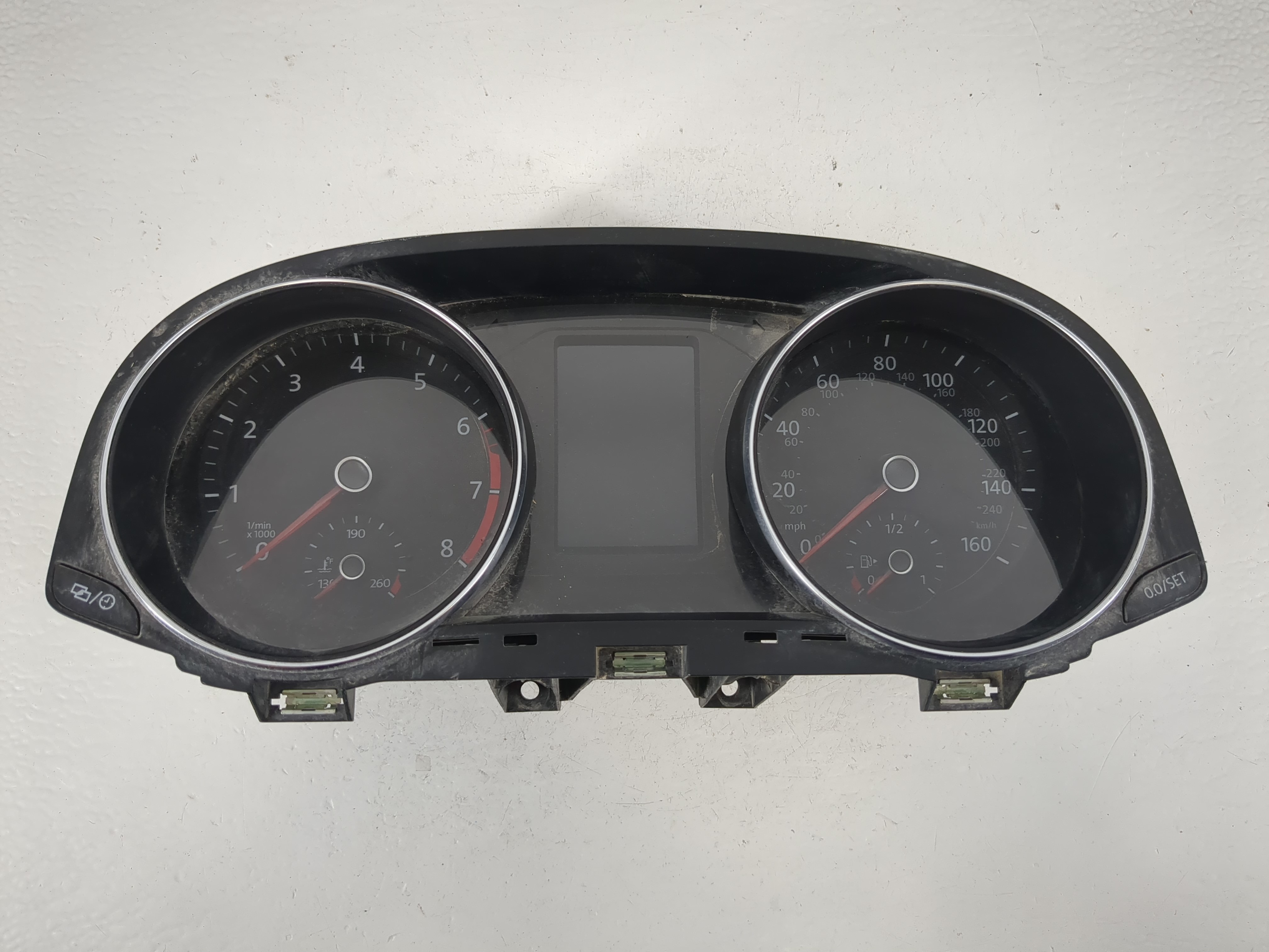 2016-2019 Volkswagen Passat Speedometer Instrument Cluster Gauges 1164870 - Oemusedautoparts1.com