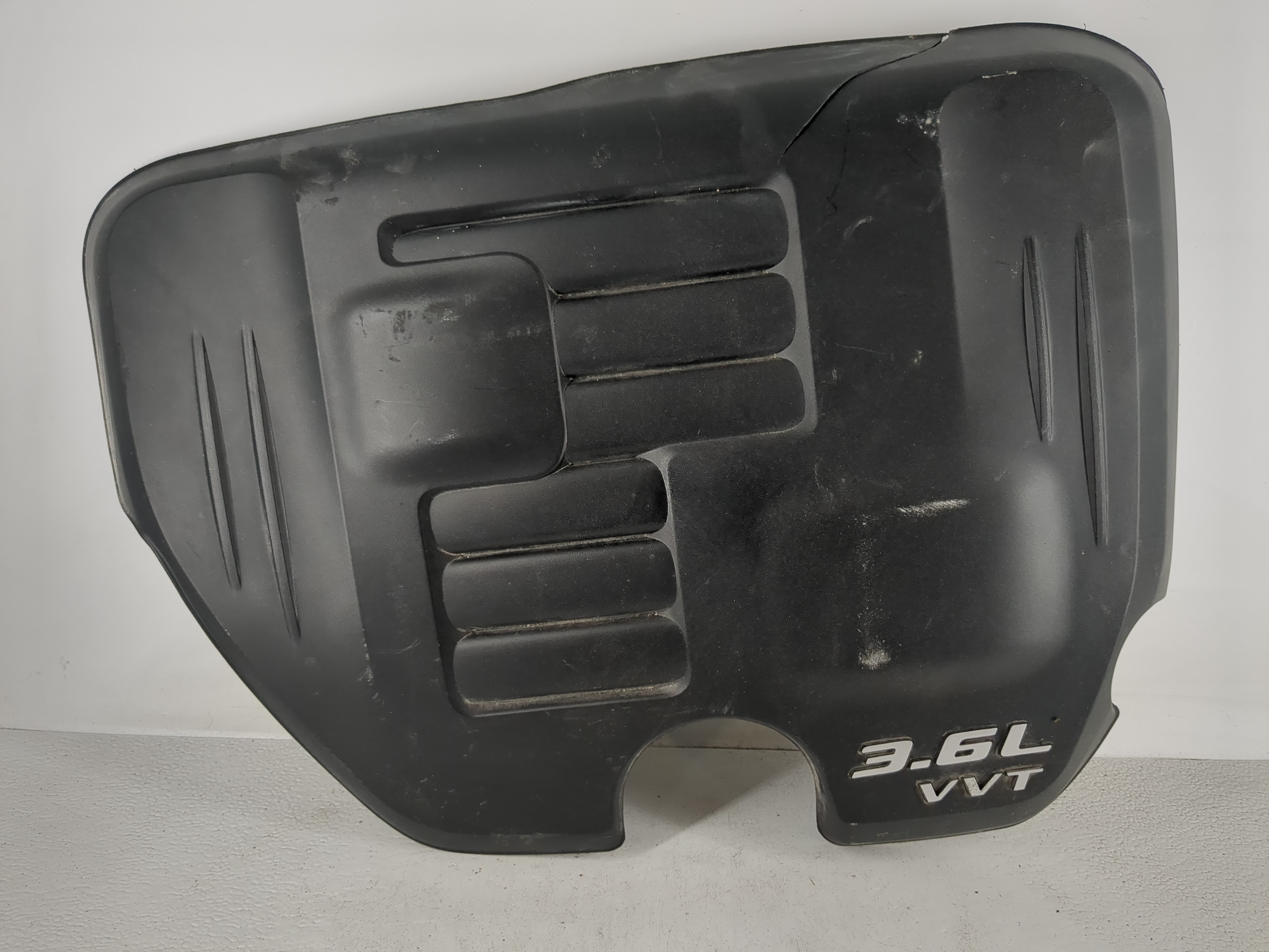 2021 Dodge Challenger Engine Cover 1164873 - Oemusedautoparts1.com